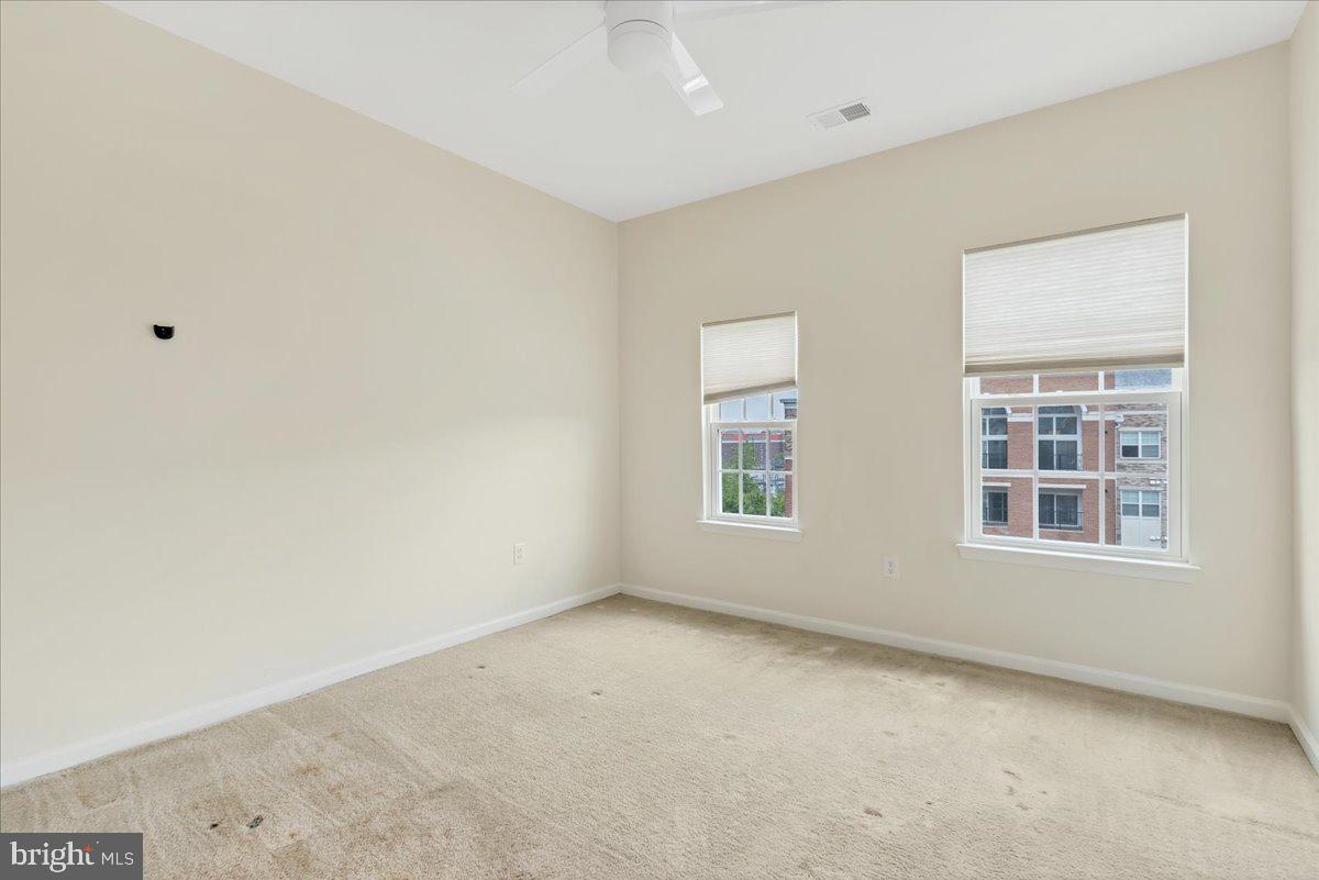 GREENBELT STATION - Residential