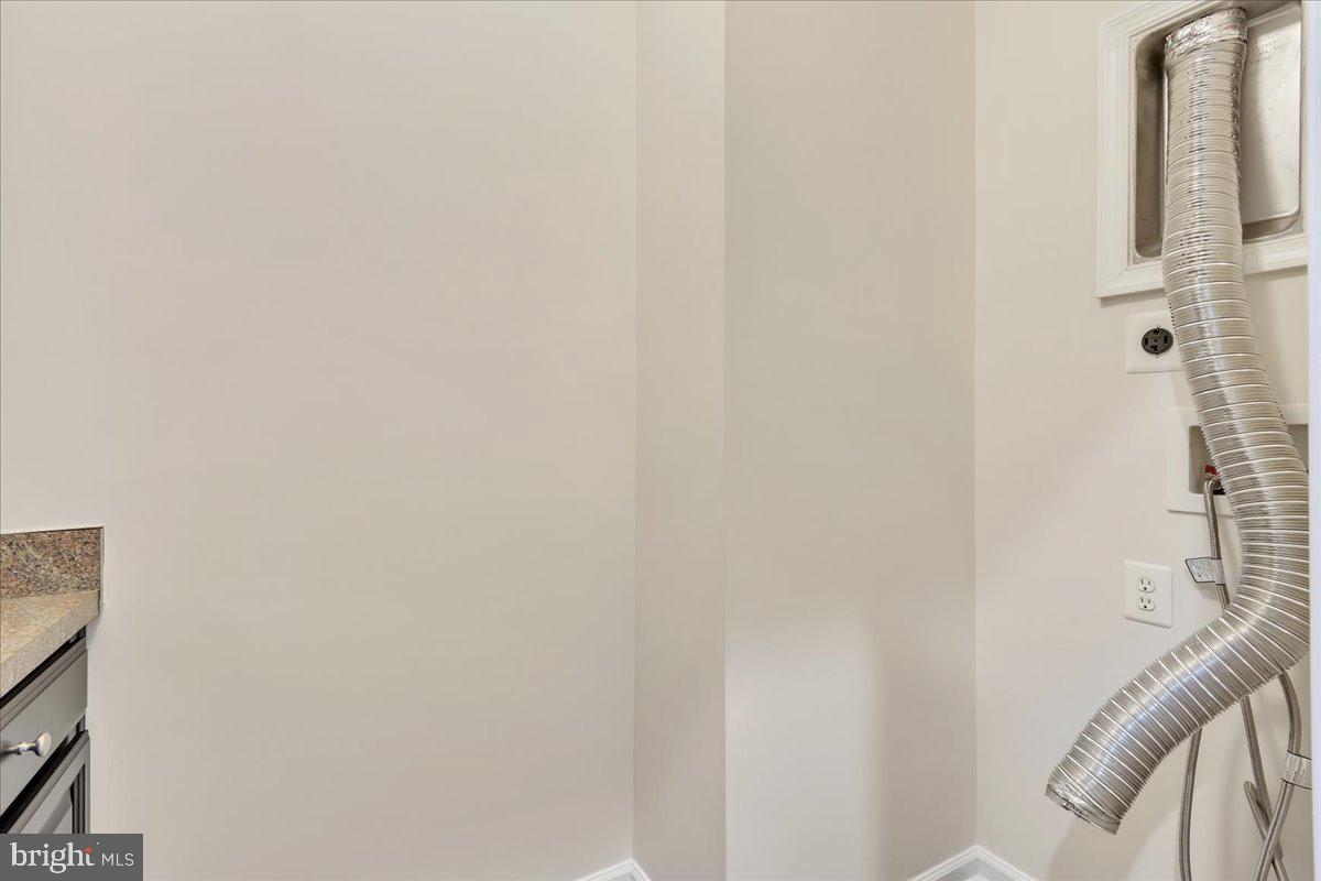 GREENBELT STATION - Residential