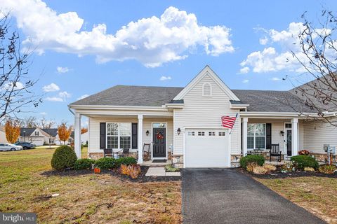 77 GRAND NATIONAL LANE 12 NEWARK DE 19702