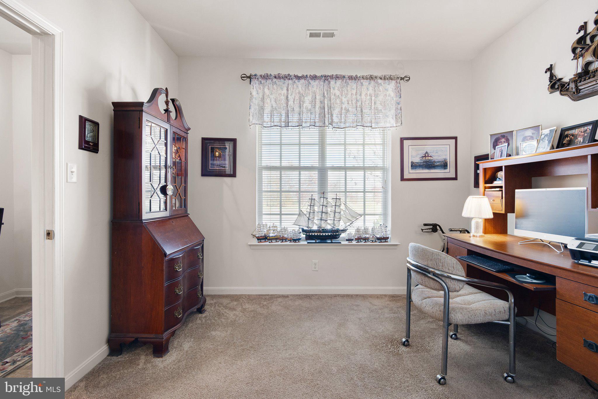 77 GRAND NATIONAL LANE 12