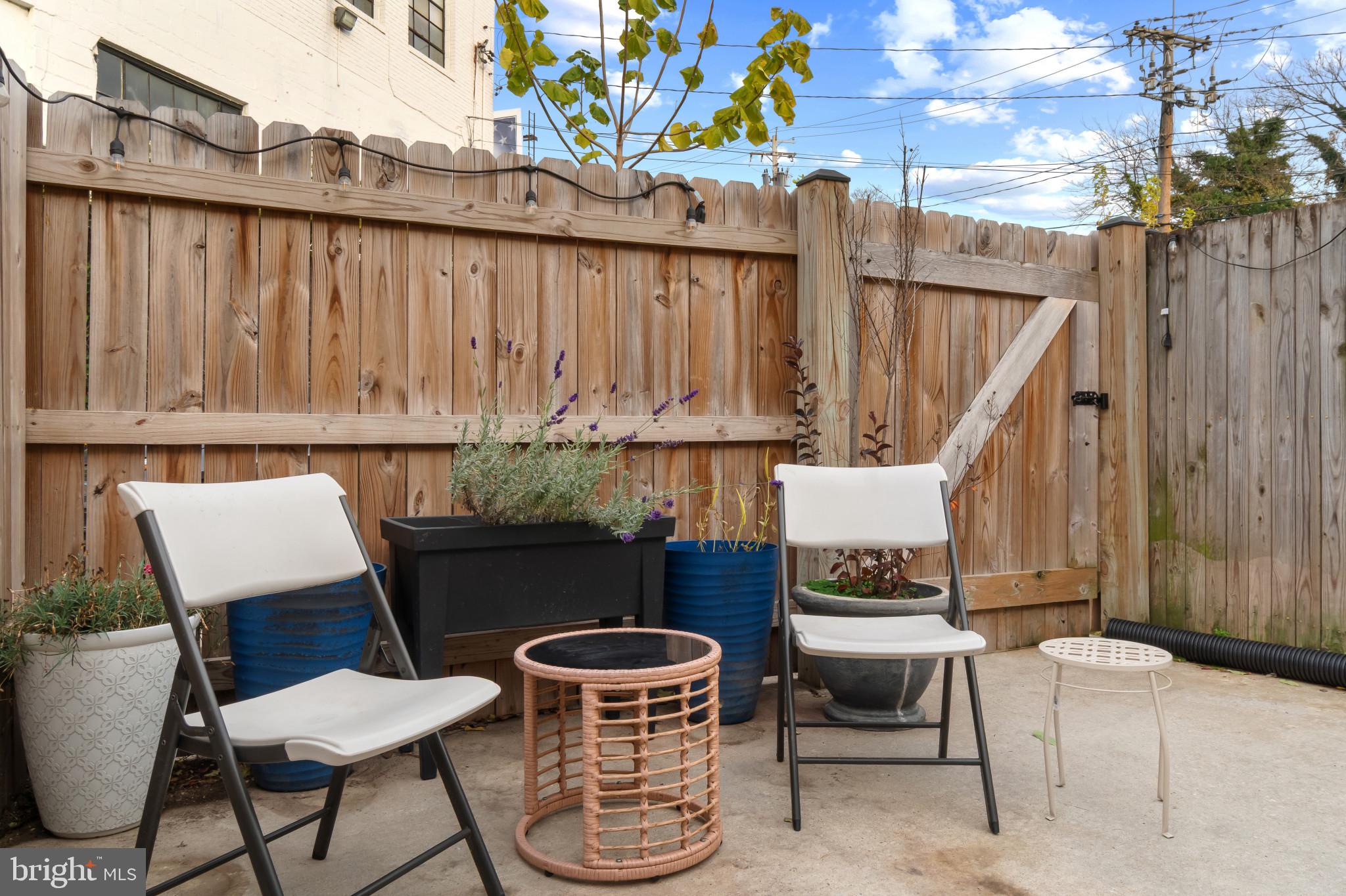 HAMPDEN HISTORIC DISTRICT - Residential