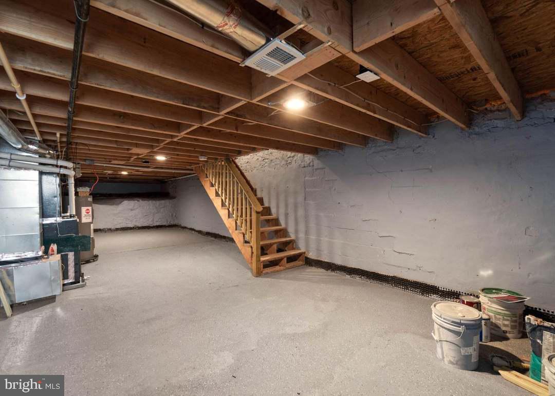 HAMPDEN HISTORIC DISTRICT - Residential