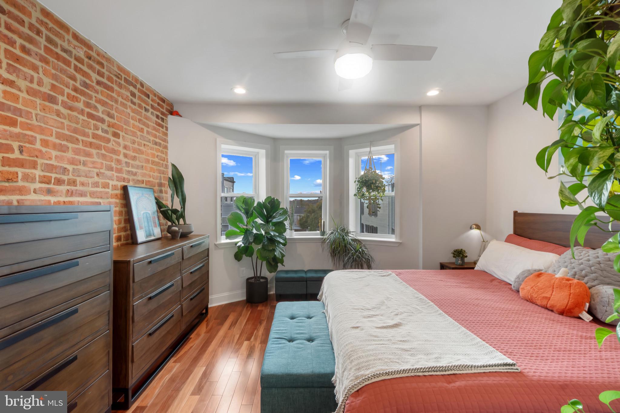 HAMPDEN HISTORIC DISTRICT - Residential