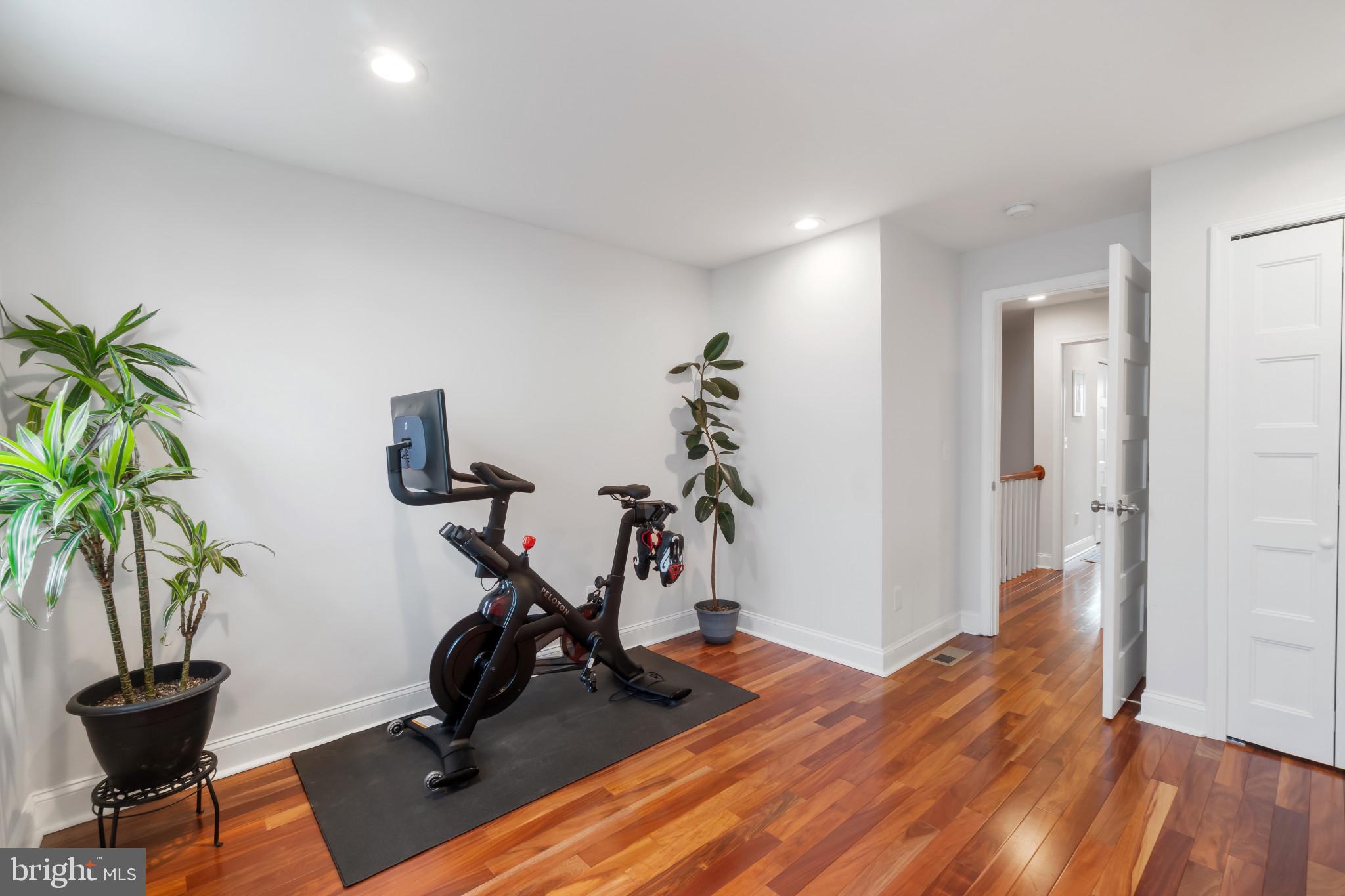 HAMPDEN HISTORIC DISTRICT - Residential