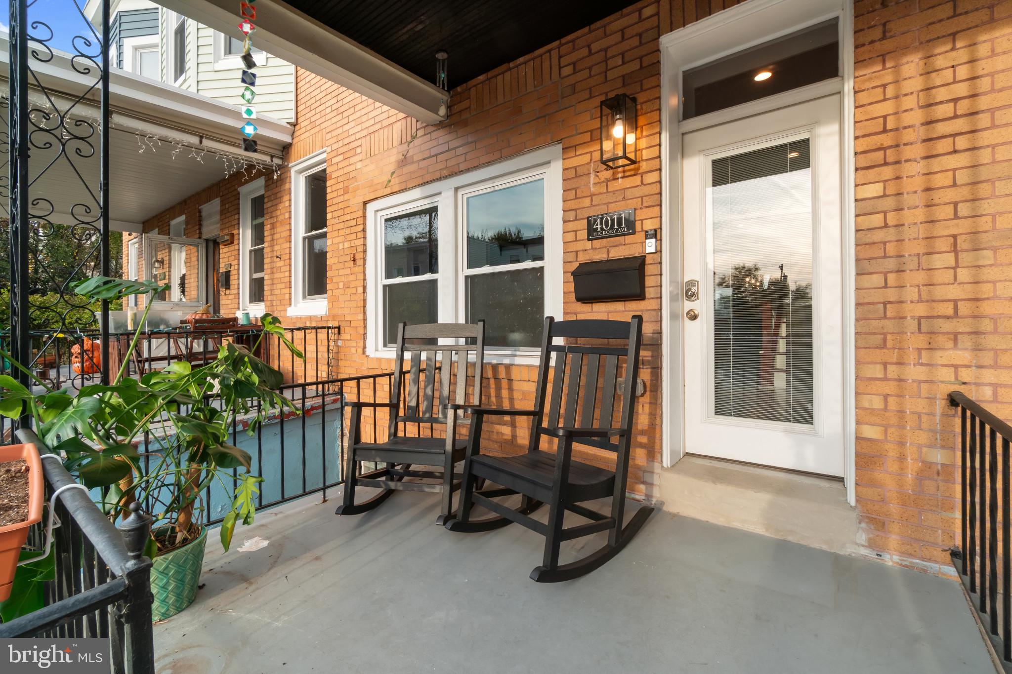 4011 HICKORY AVENUE