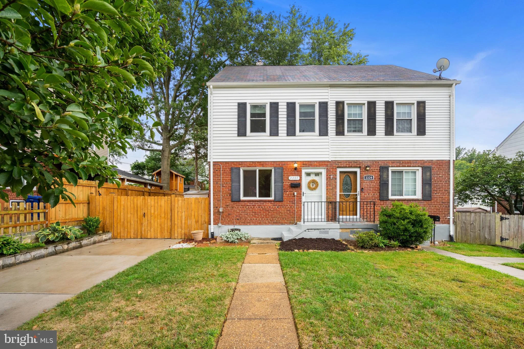 2227 Sweetbriar Drive, Alexandria, VA 22307
