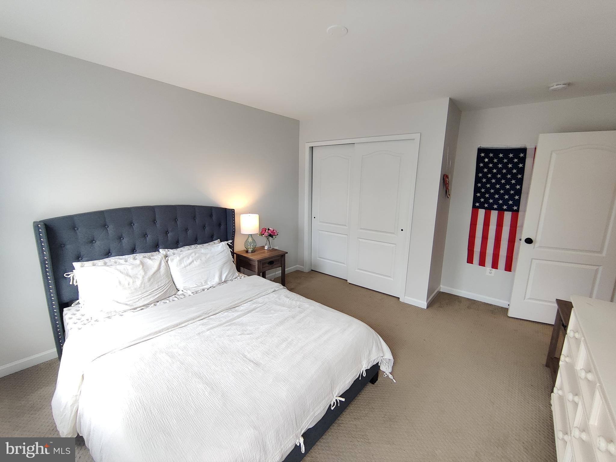 SOUTH RIDING - Residential Lease