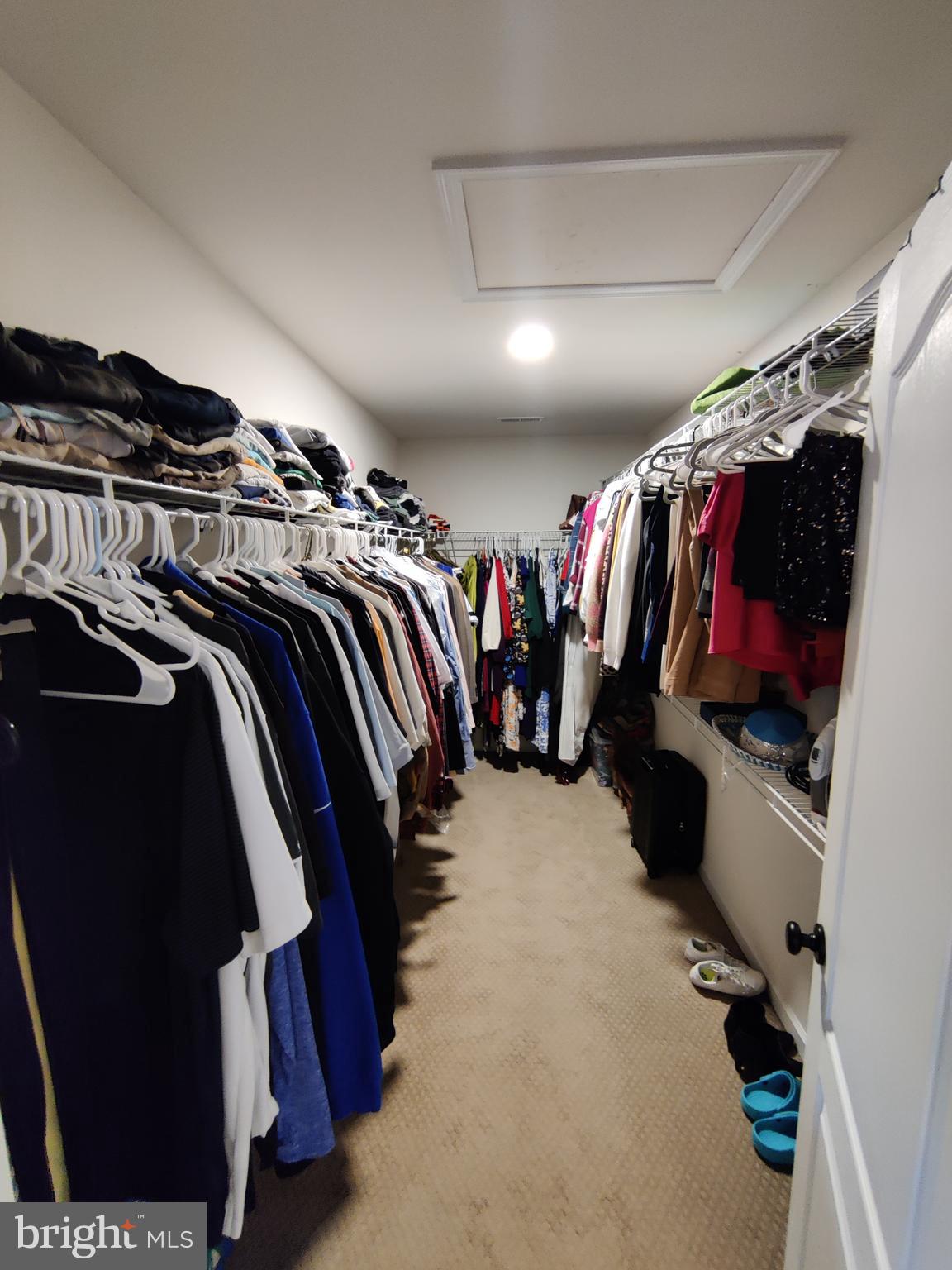 SOUTH RIDING - Residential Lease