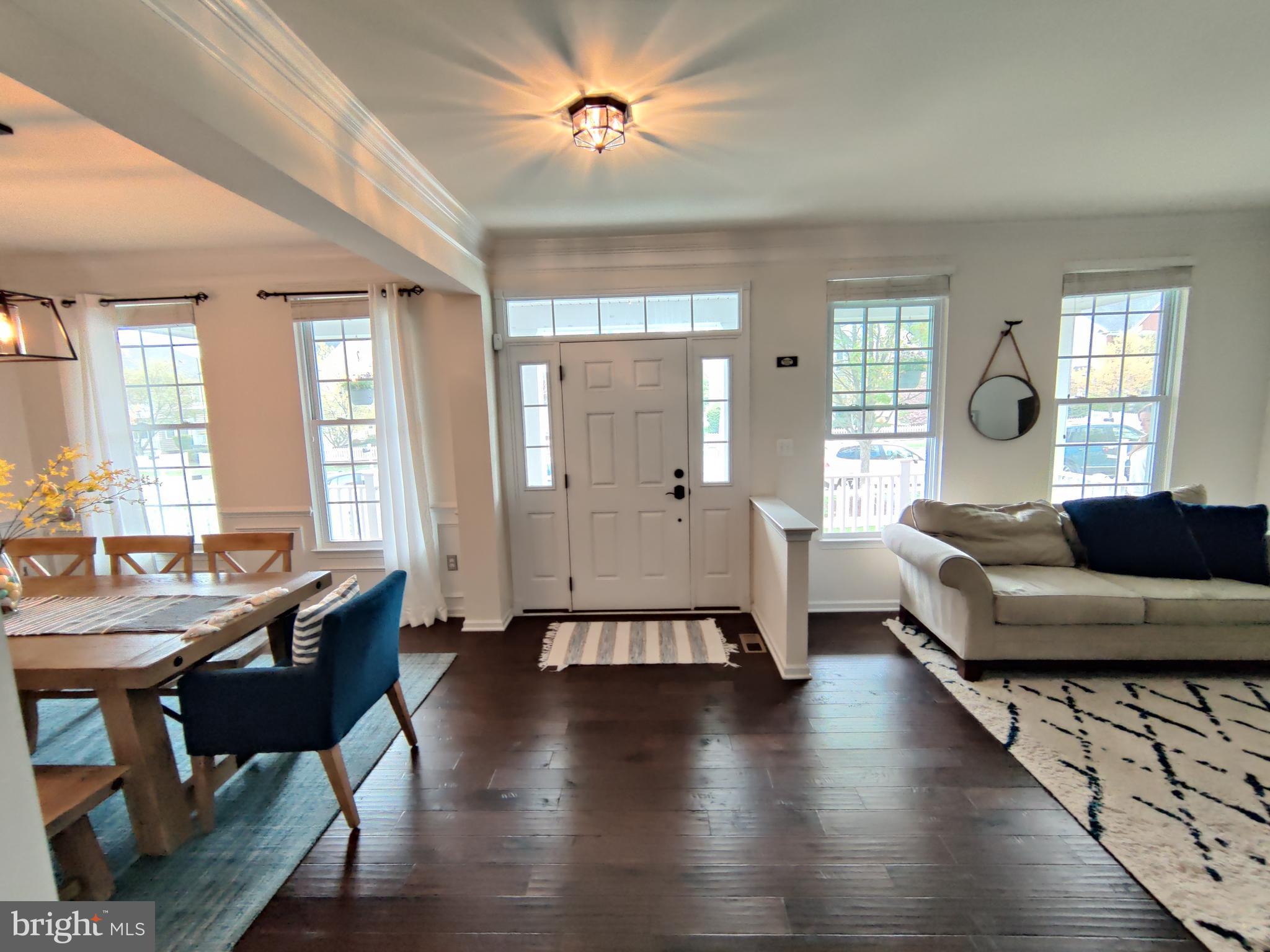 SOUTH RIDING - Residential Lease