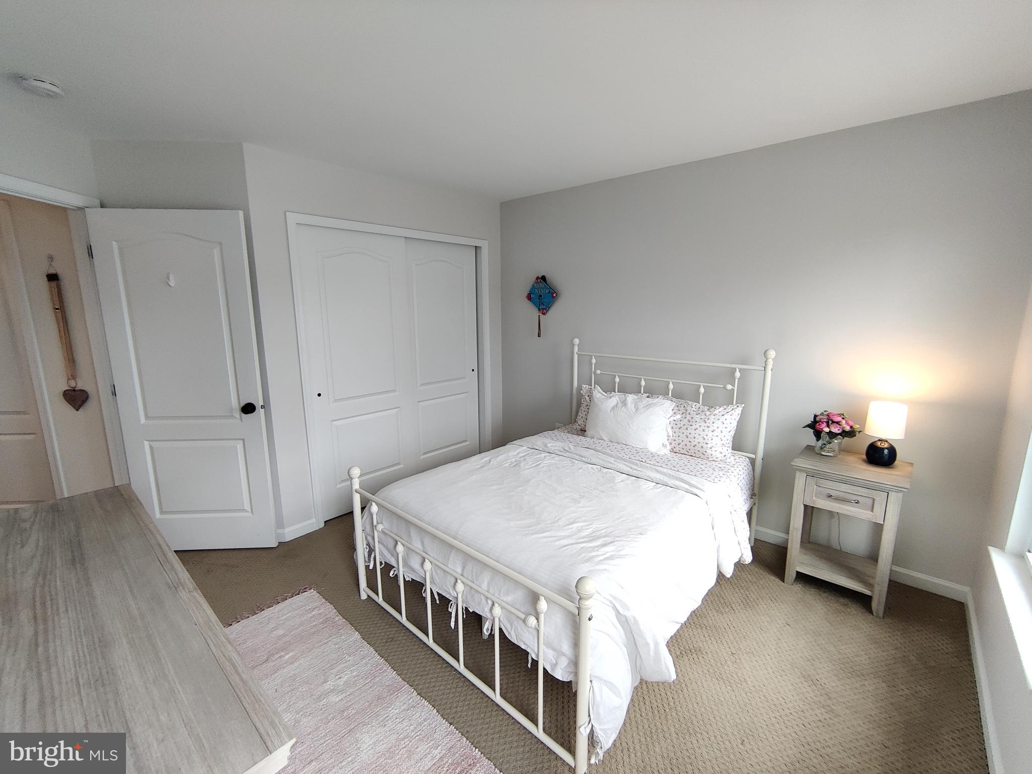 SOUTH RIDING - Residential Lease