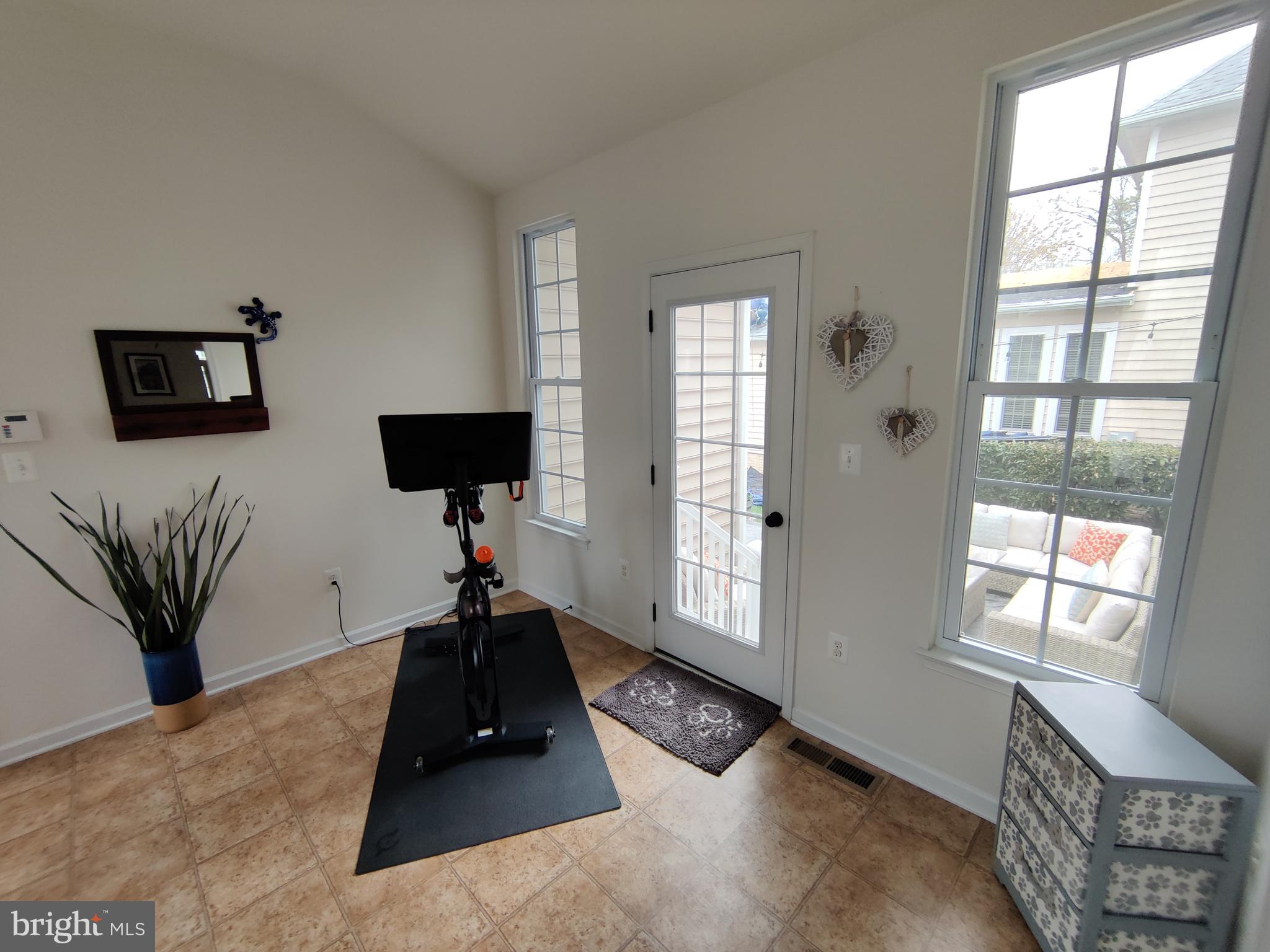 SOUTH RIDING - Residential Lease