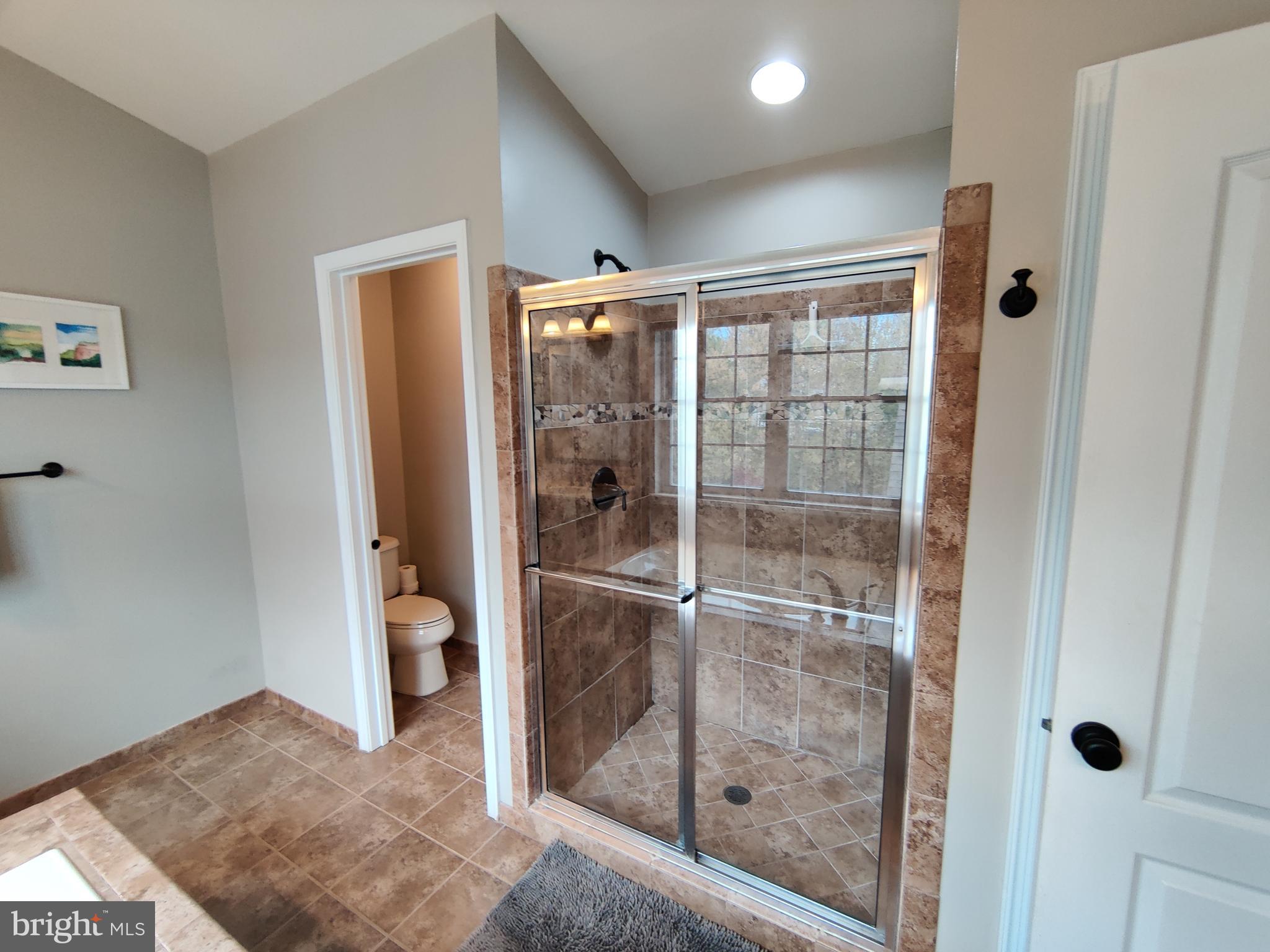 SOUTH RIDING - Residential Lease