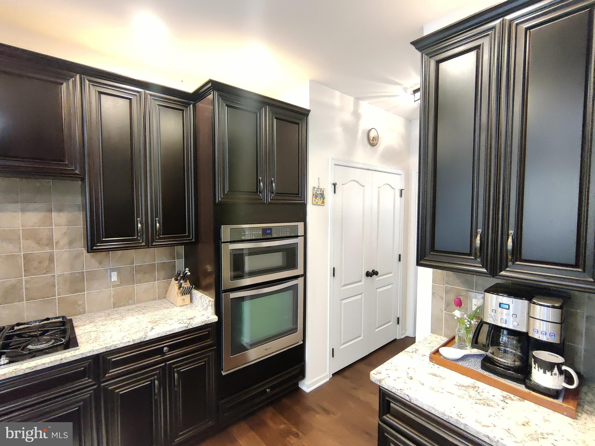 SOUTH RIDING - Residential Lease