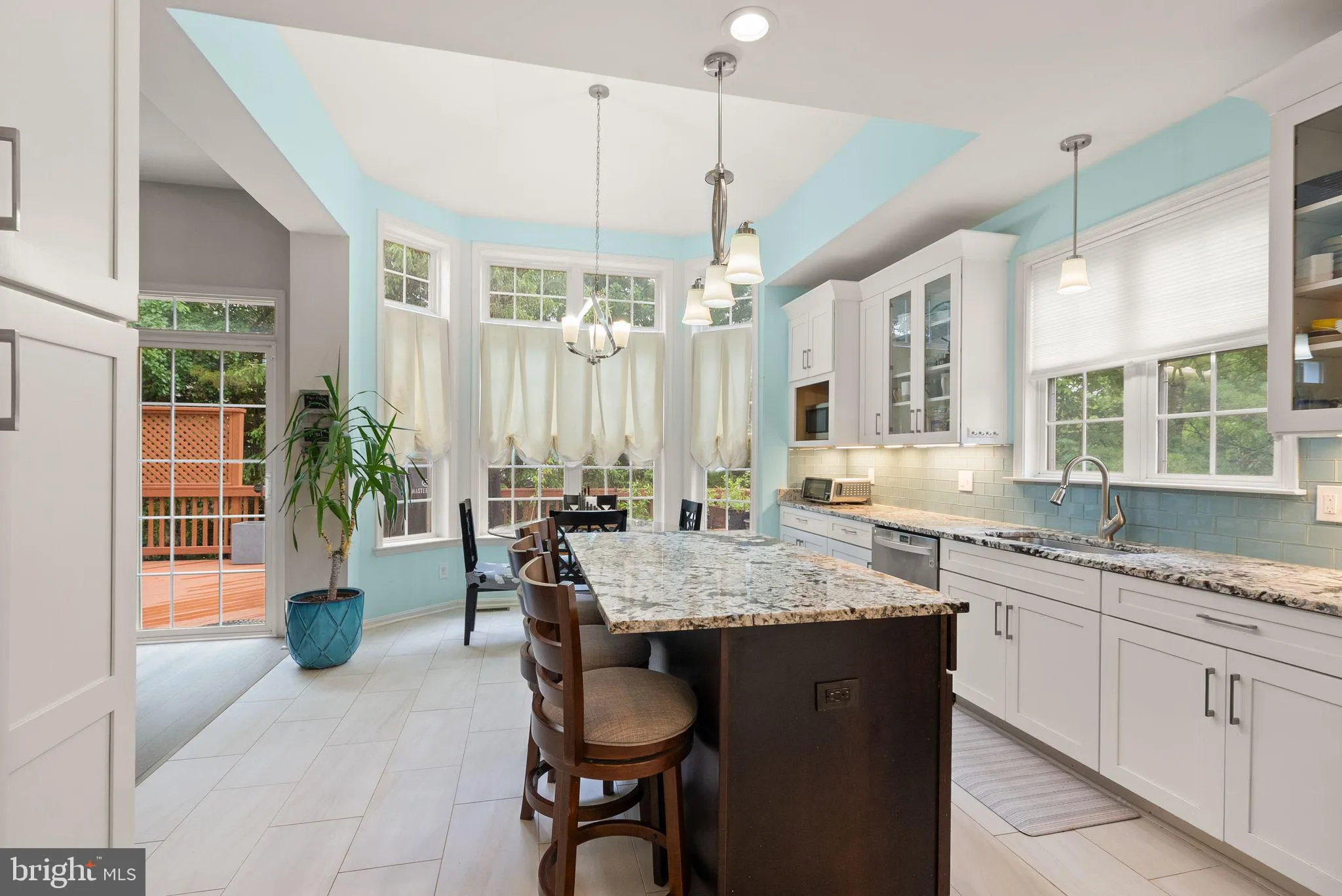 Centreville, Virginia 20120, United States, 6 Bedrooms Bedrooms, ,5 BathroomsBathrooms,Residential,Active,133264