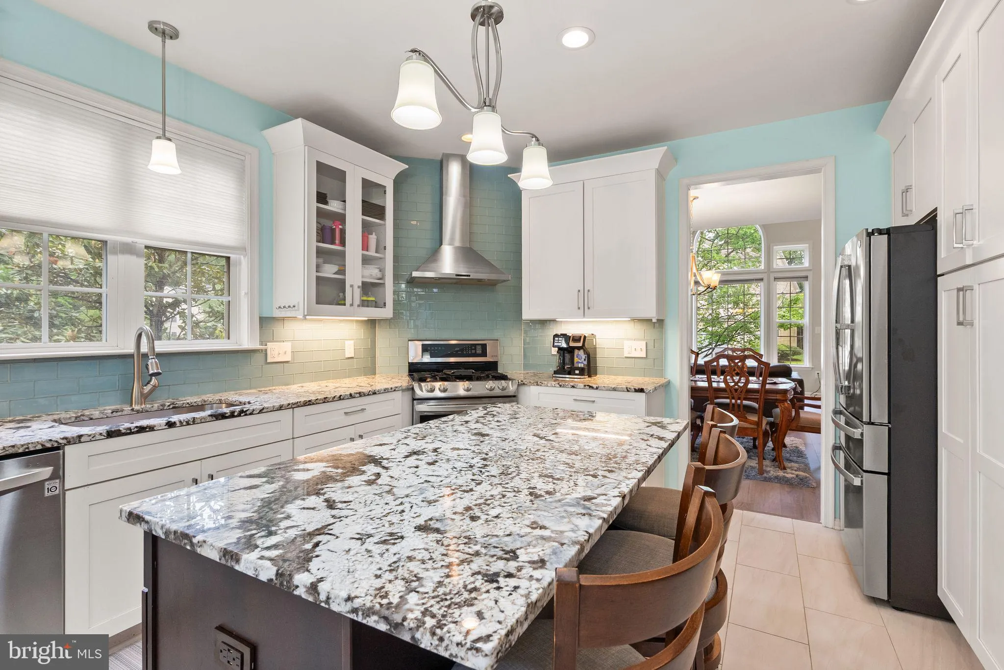 Centreville, Virginia 20120, United States, 6 Bedrooms Bedrooms, ,5 BathroomsBathrooms,Residential,Active,133264