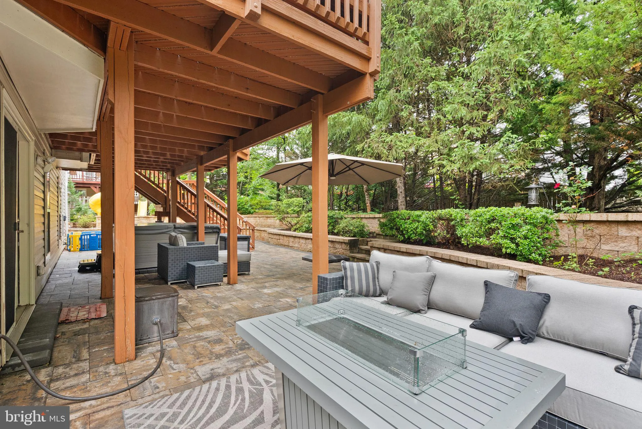 Centreville, Virginia 20120, United States, 6 Bedrooms Bedrooms, ,5 BathroomsBathrooms,Residential,Active,133264