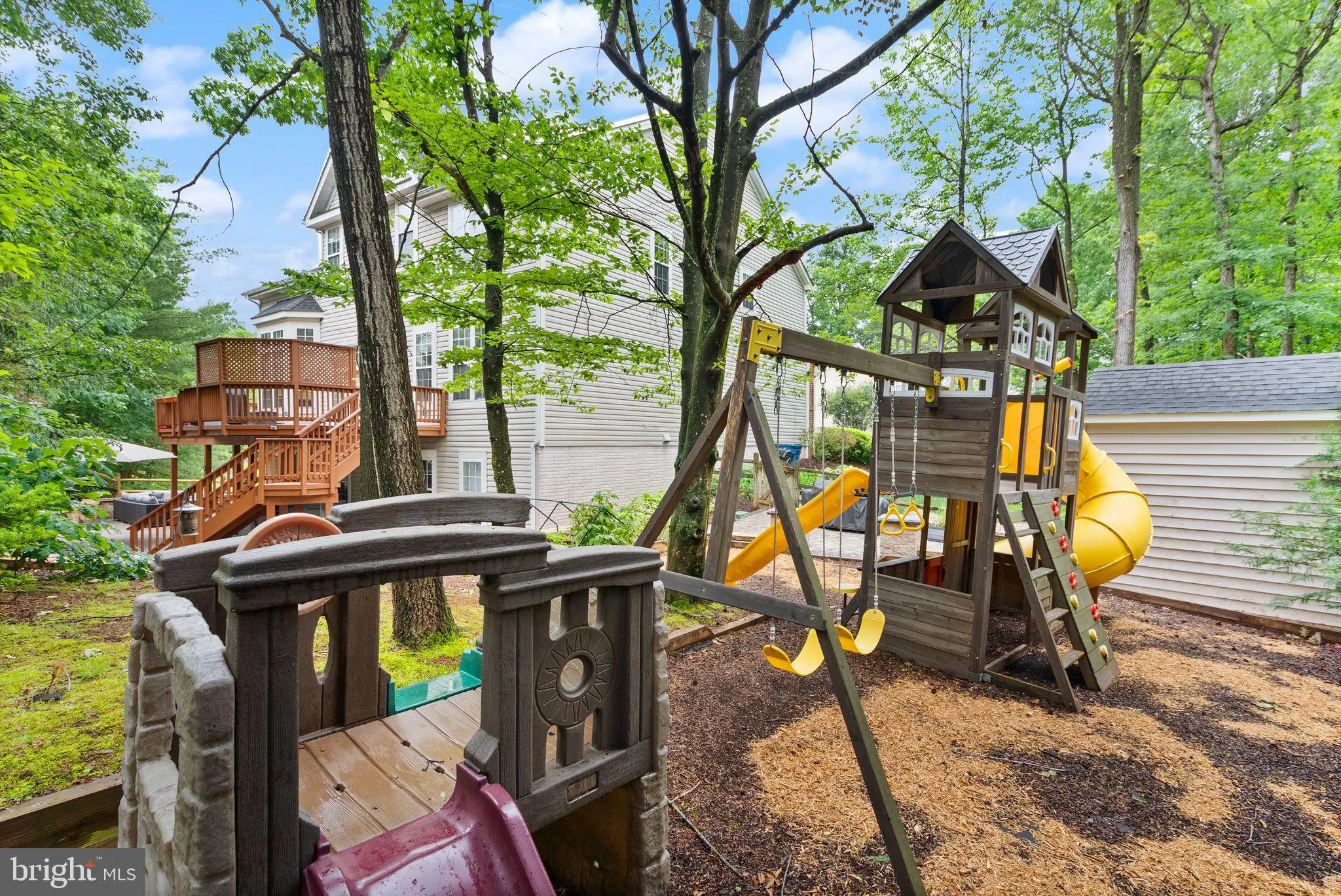 Centreville, Virginia 20120, United States, 6 Bedrooms Bedrooms, ,5 BathroomsBathrooms,Residential,Active,133264