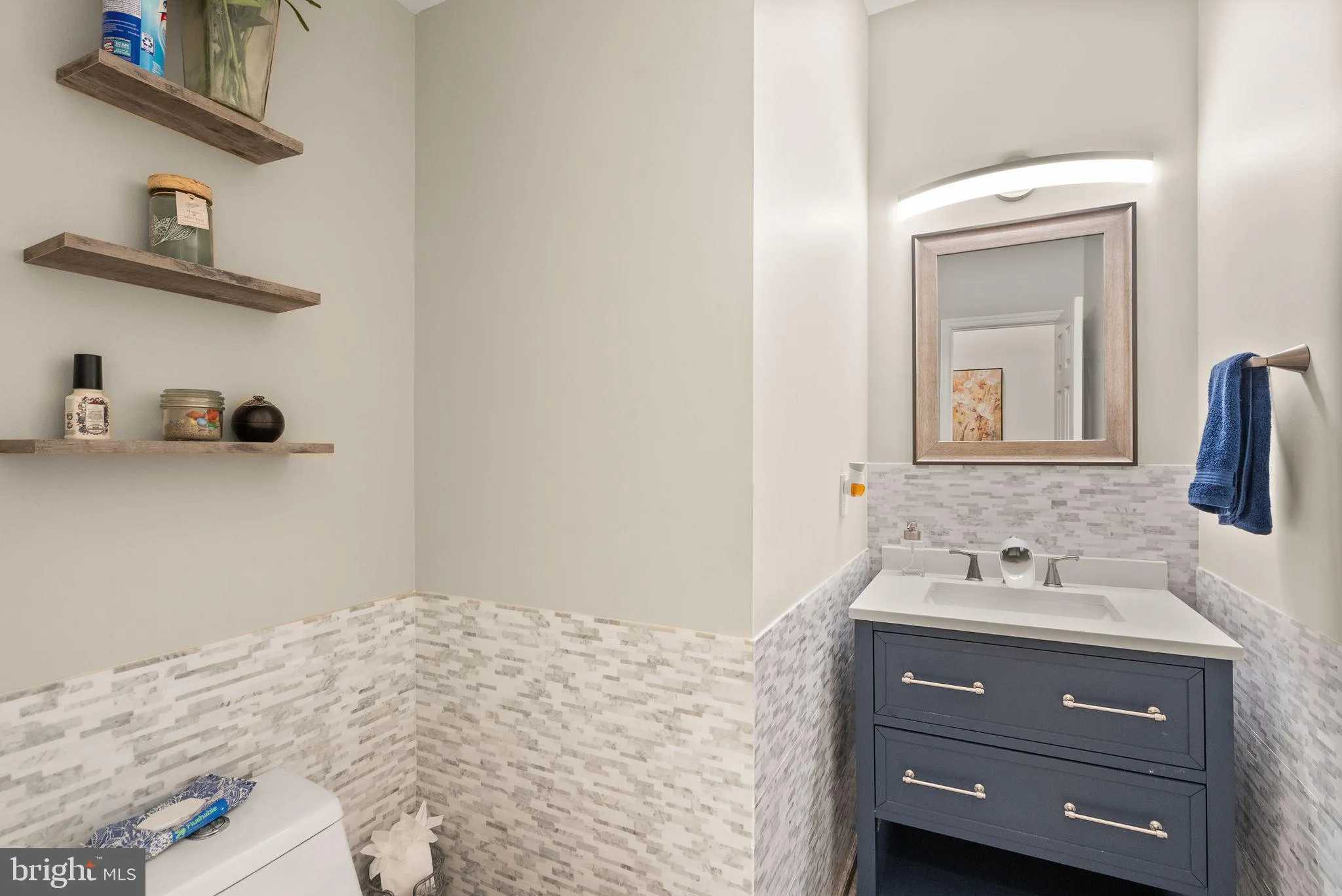 Centreville, Virginia 20120, United States, 6 Bedrooms Bedrooms, ,5 BathroomsBathrooms,Residential,Active,133264