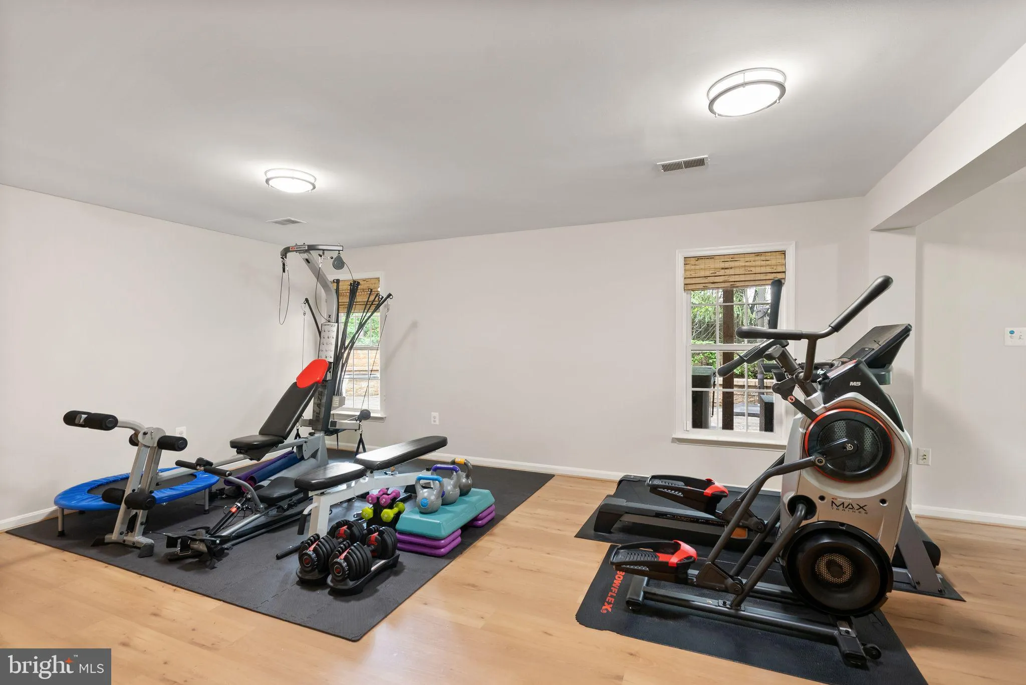 Centreville, Virginia 20120, United States, 6 Bedrooms Bedrooms, ,5 BathroomsBathrooms,Residential,Active,133264