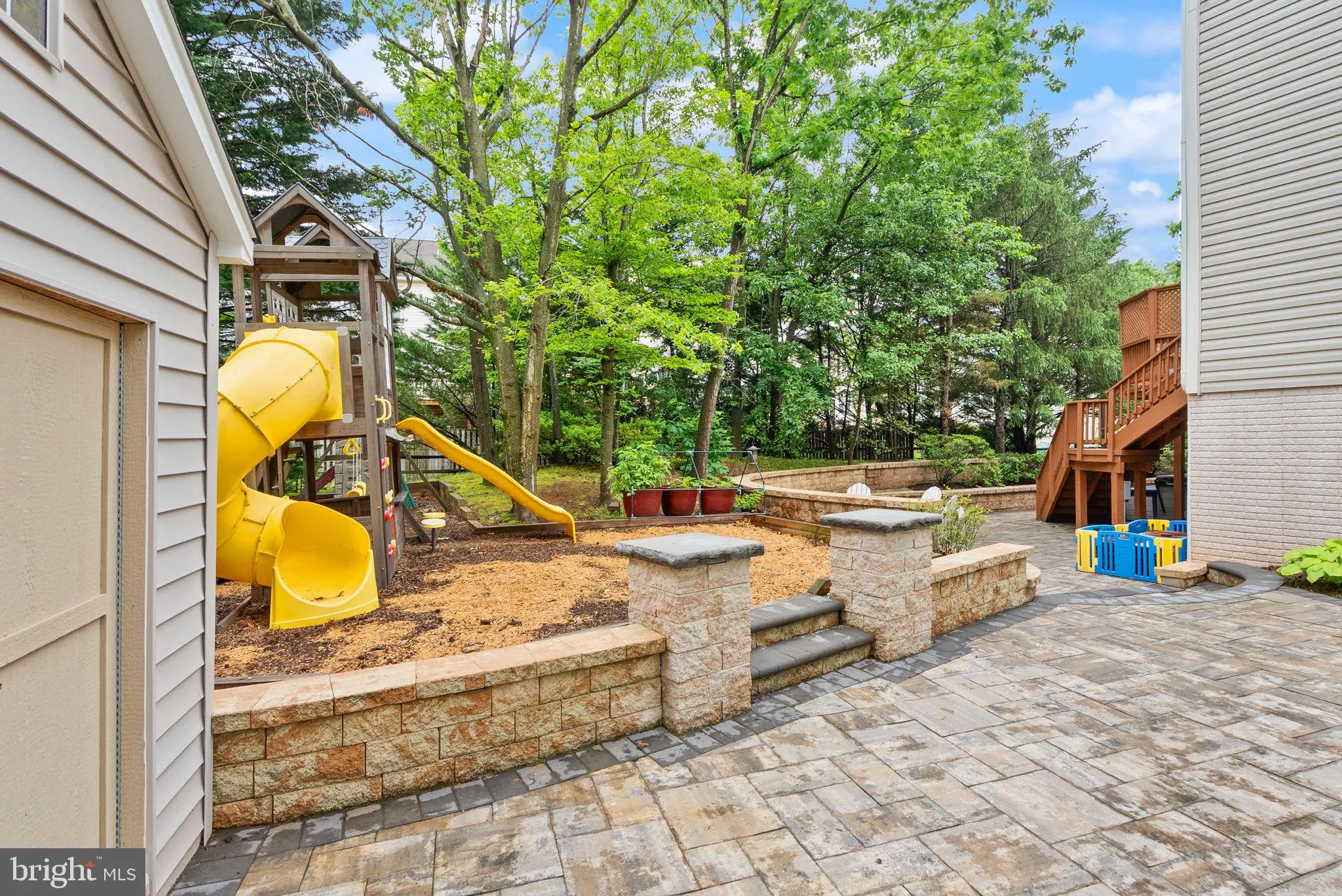 Centreville, Virginia 20120, United States, 6 Bedrooms Bedrooms, ,5 BathroomsBathrooms,Residential,Active,133264