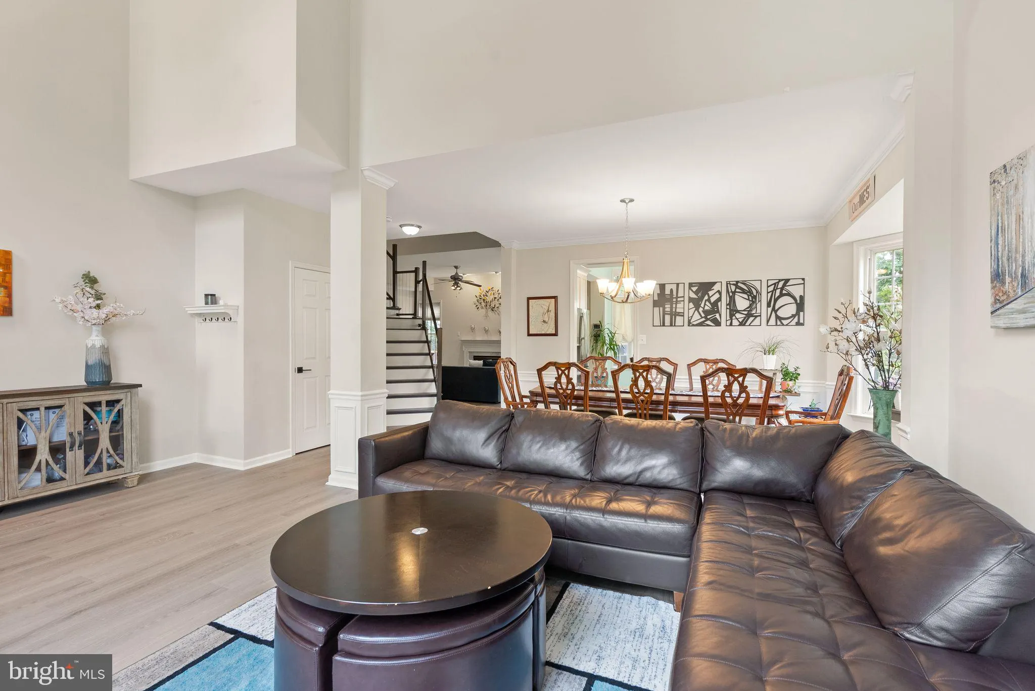 Centreville, Virginia 20120, United States, 6 Bedrooms Bedrooms, ,5 BathroomsBathrooms,Residential,Active,133264