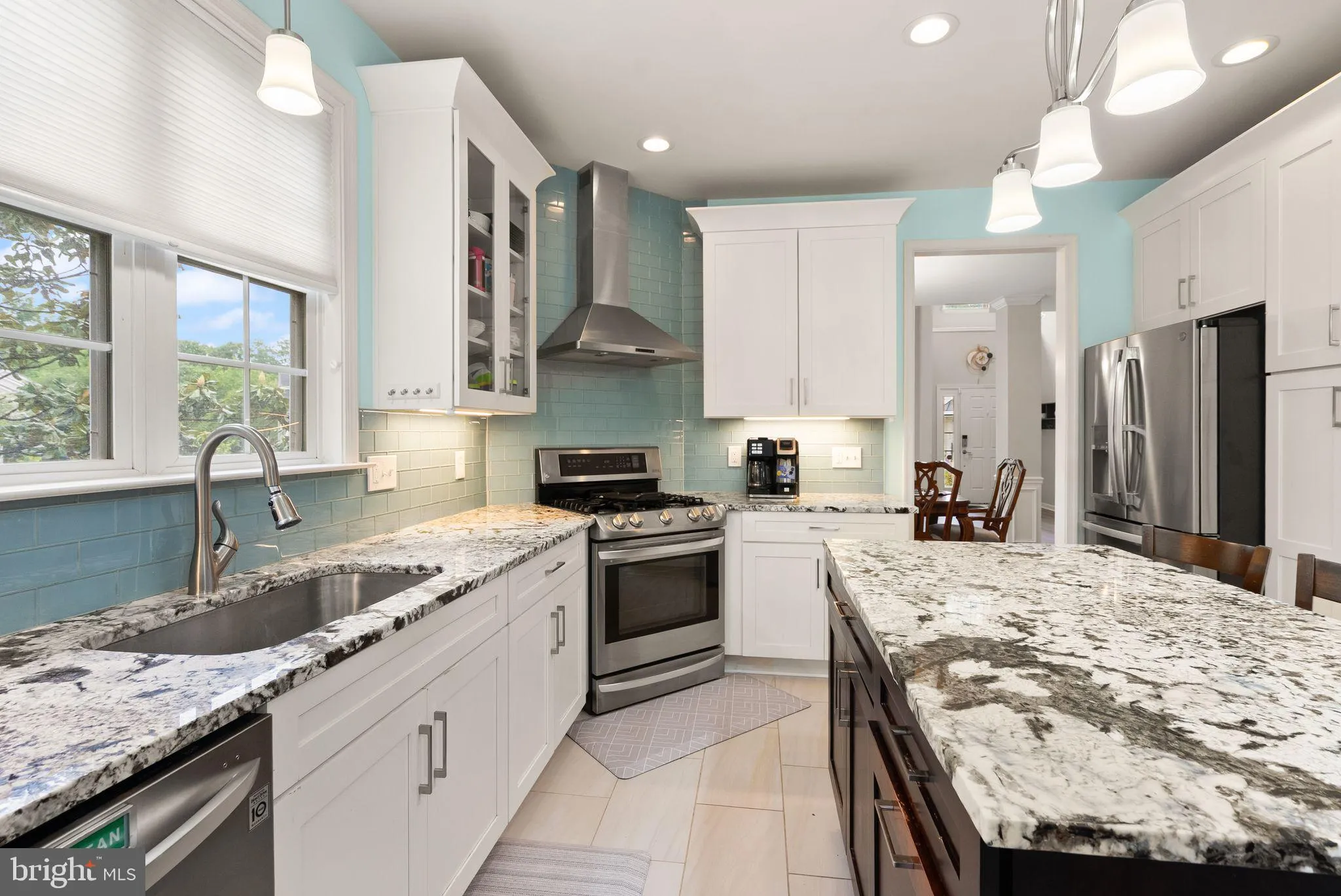 Centreville, Virginia 20120, United States, 6 Bedrooms Bedrooms, ,5 BathroomsBathrooms,Residential,Active,133264