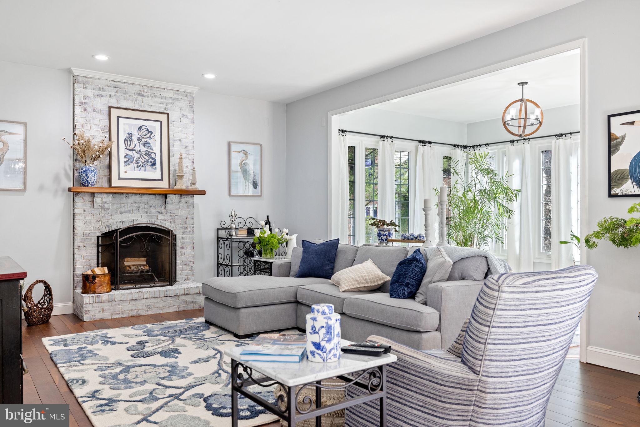 POTOMAC LAKES - Residential