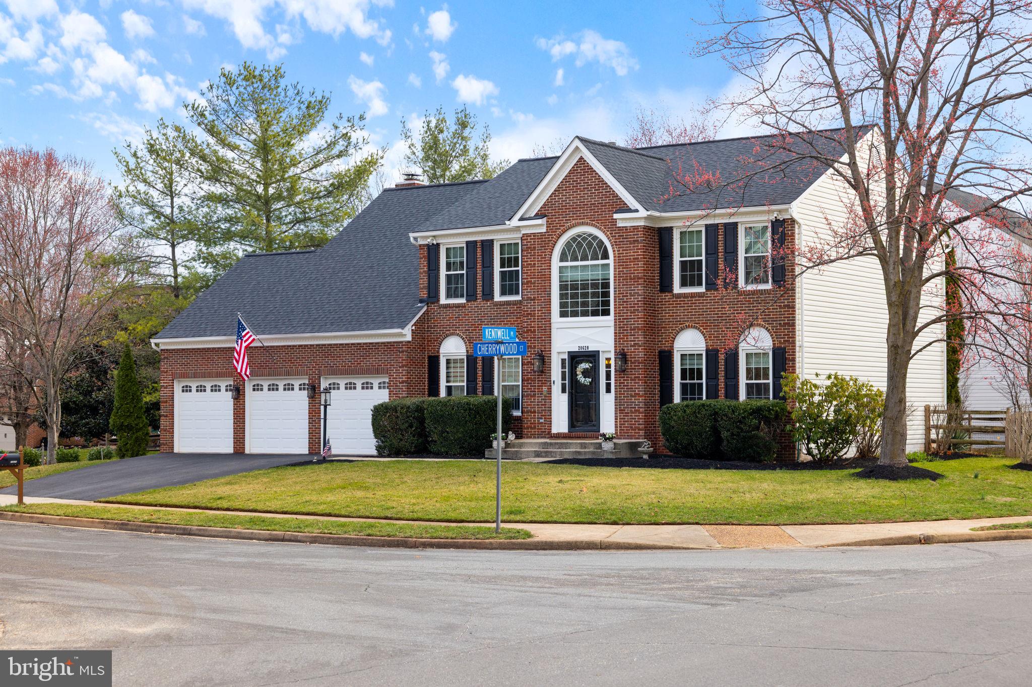 POTOMAC LAKES - Residential