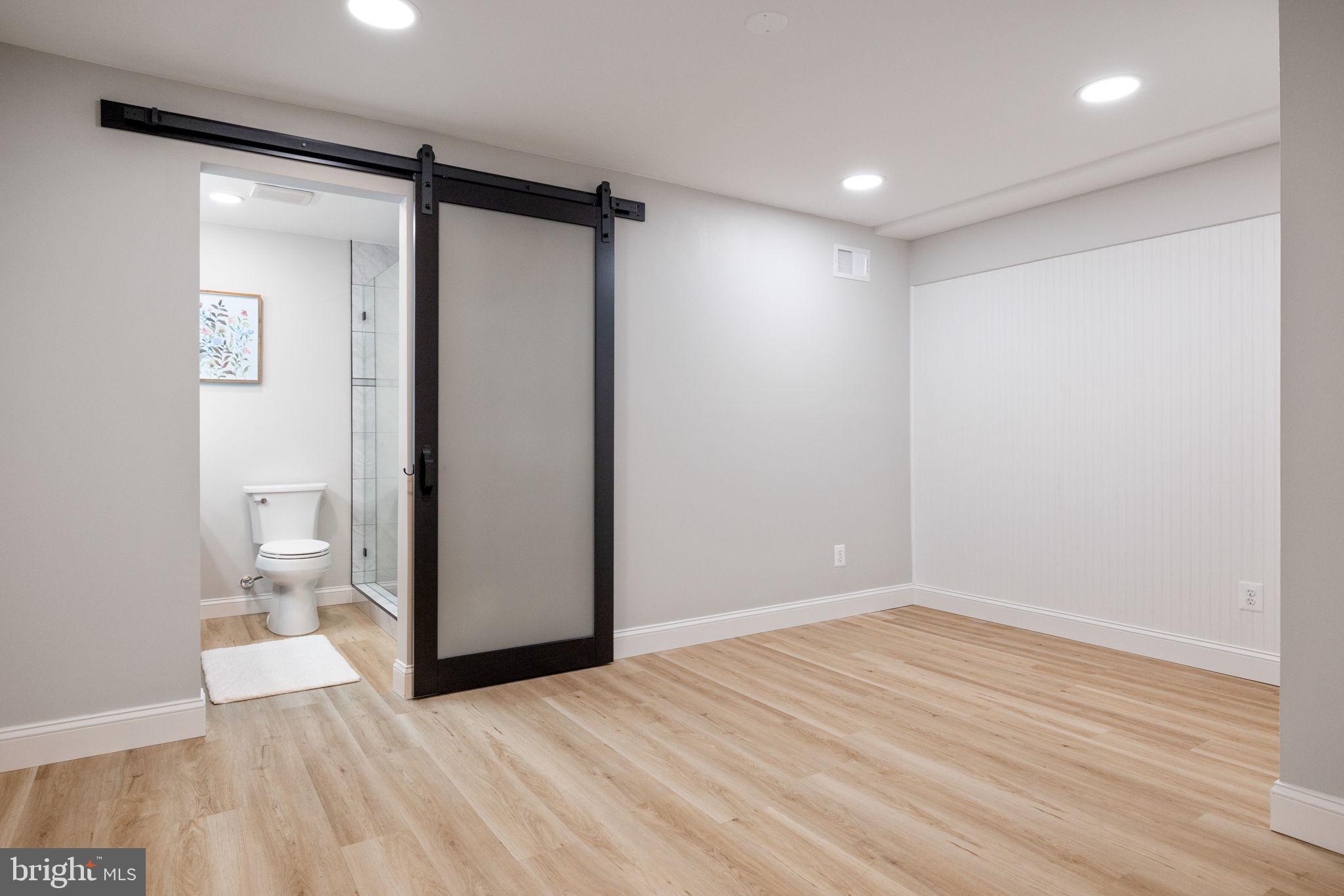 POTOMAC LAKES - Residential