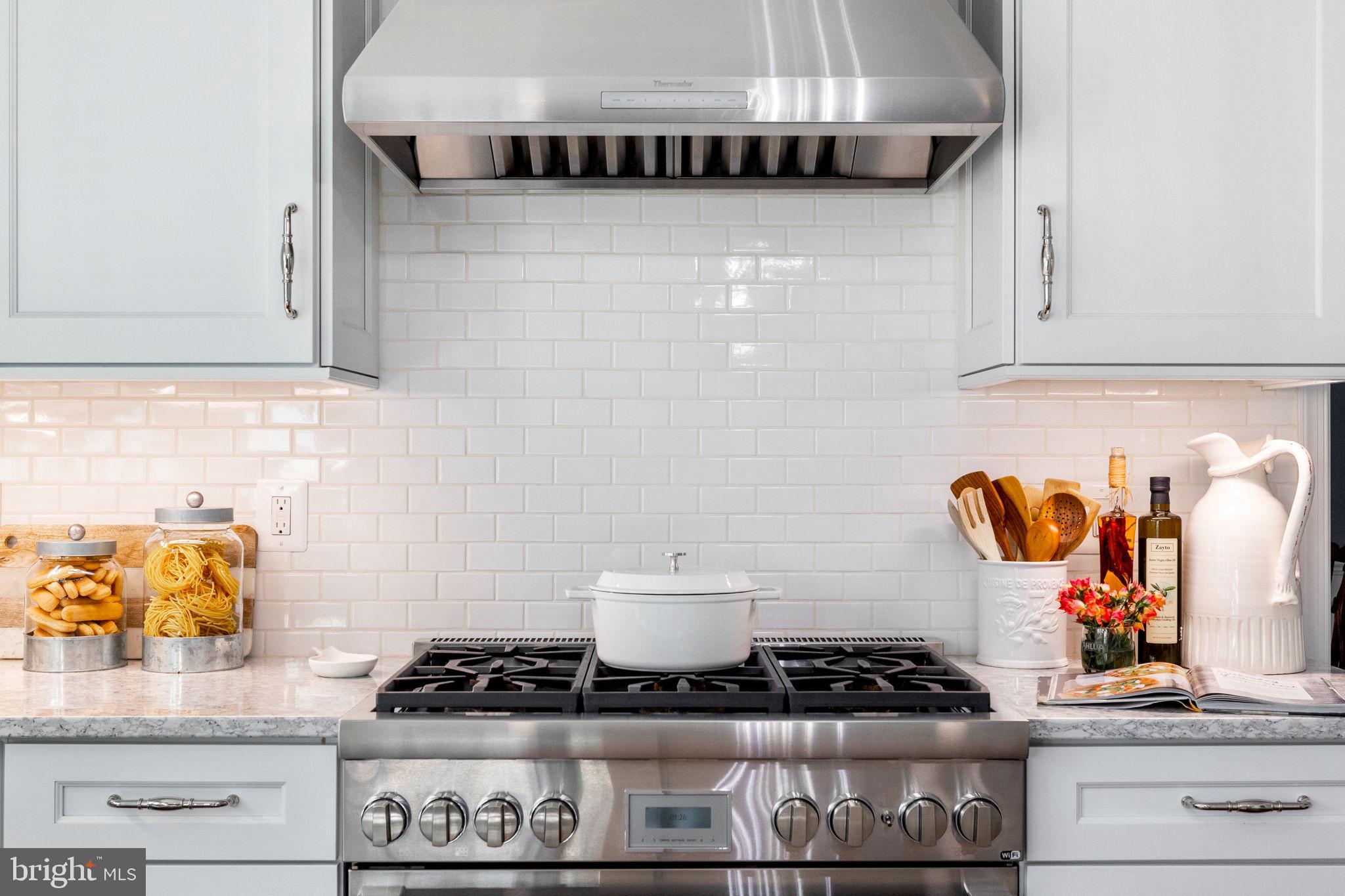 POTOMAC LAKES - Residential