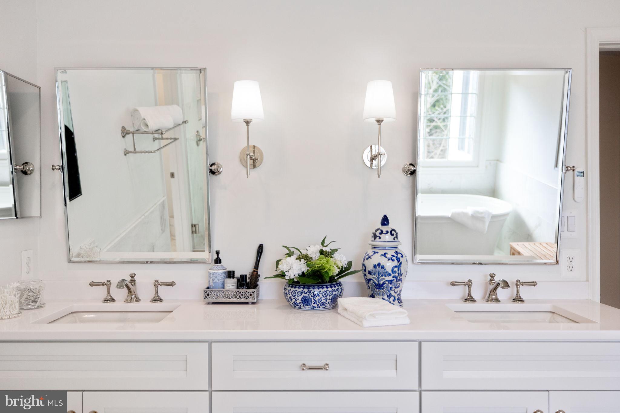 POTOMAC LAKES - Residential