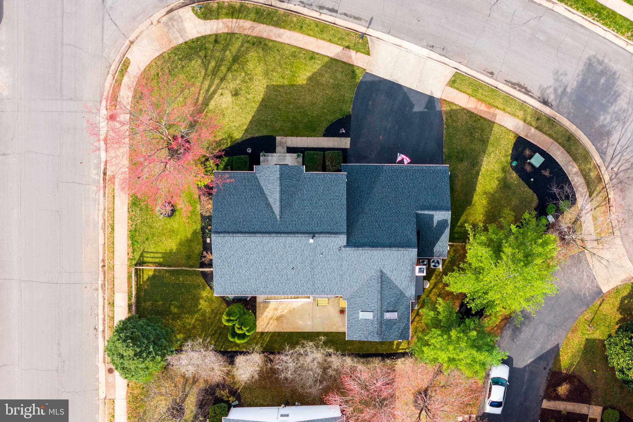 POTOMAC LAKES - Residential