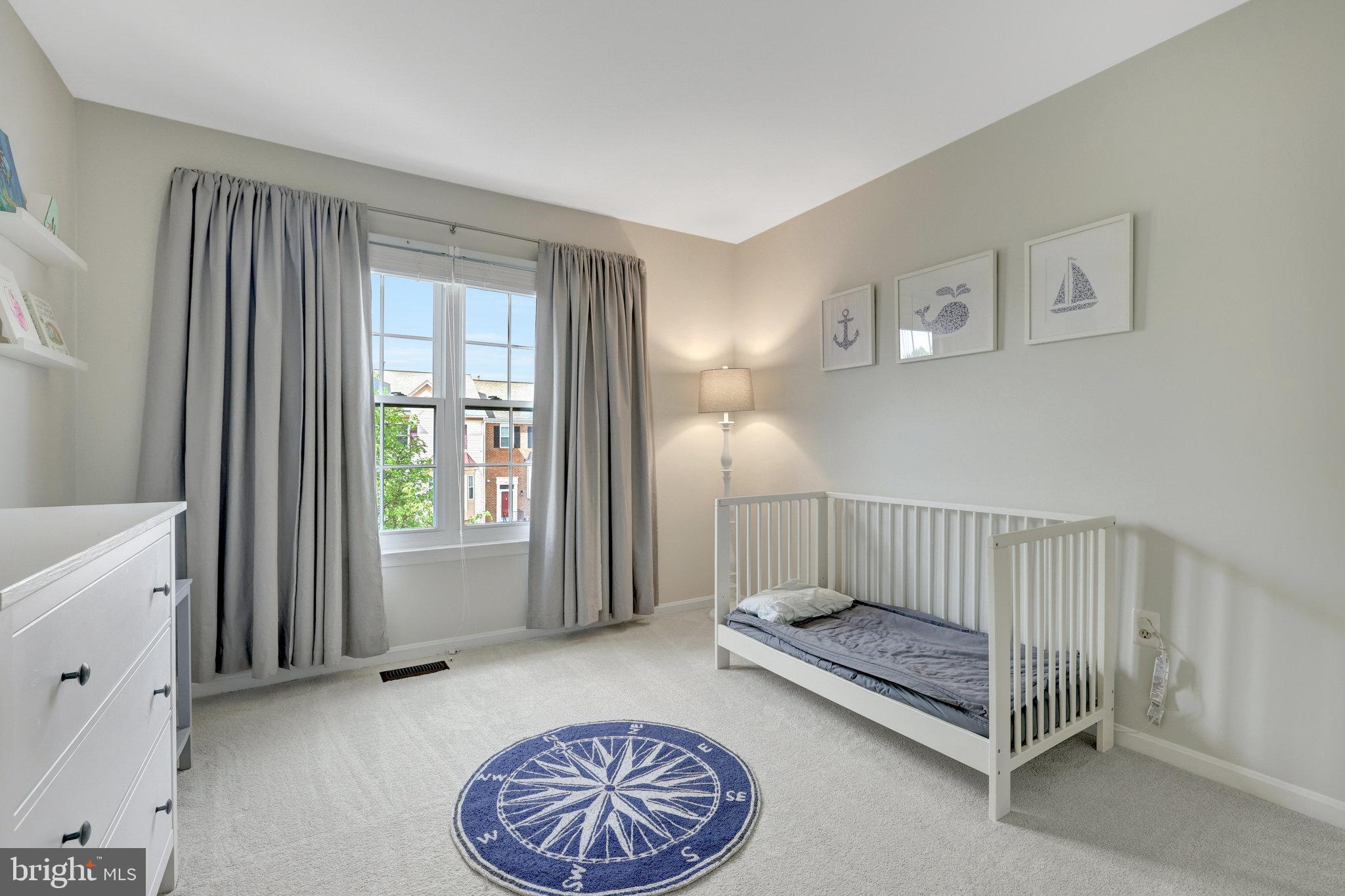 ASHBURN VILLAGE - Residential