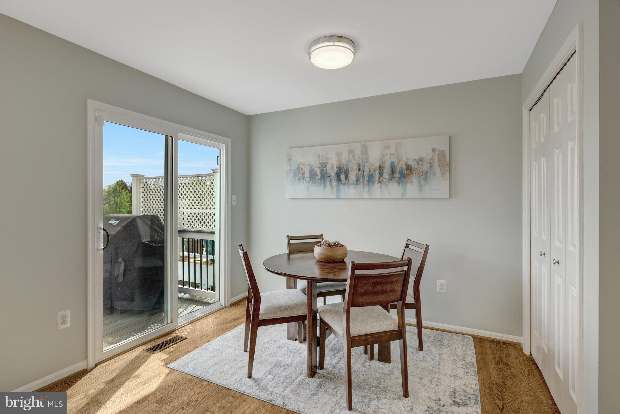 ASHBURN VILLAGE - Residential