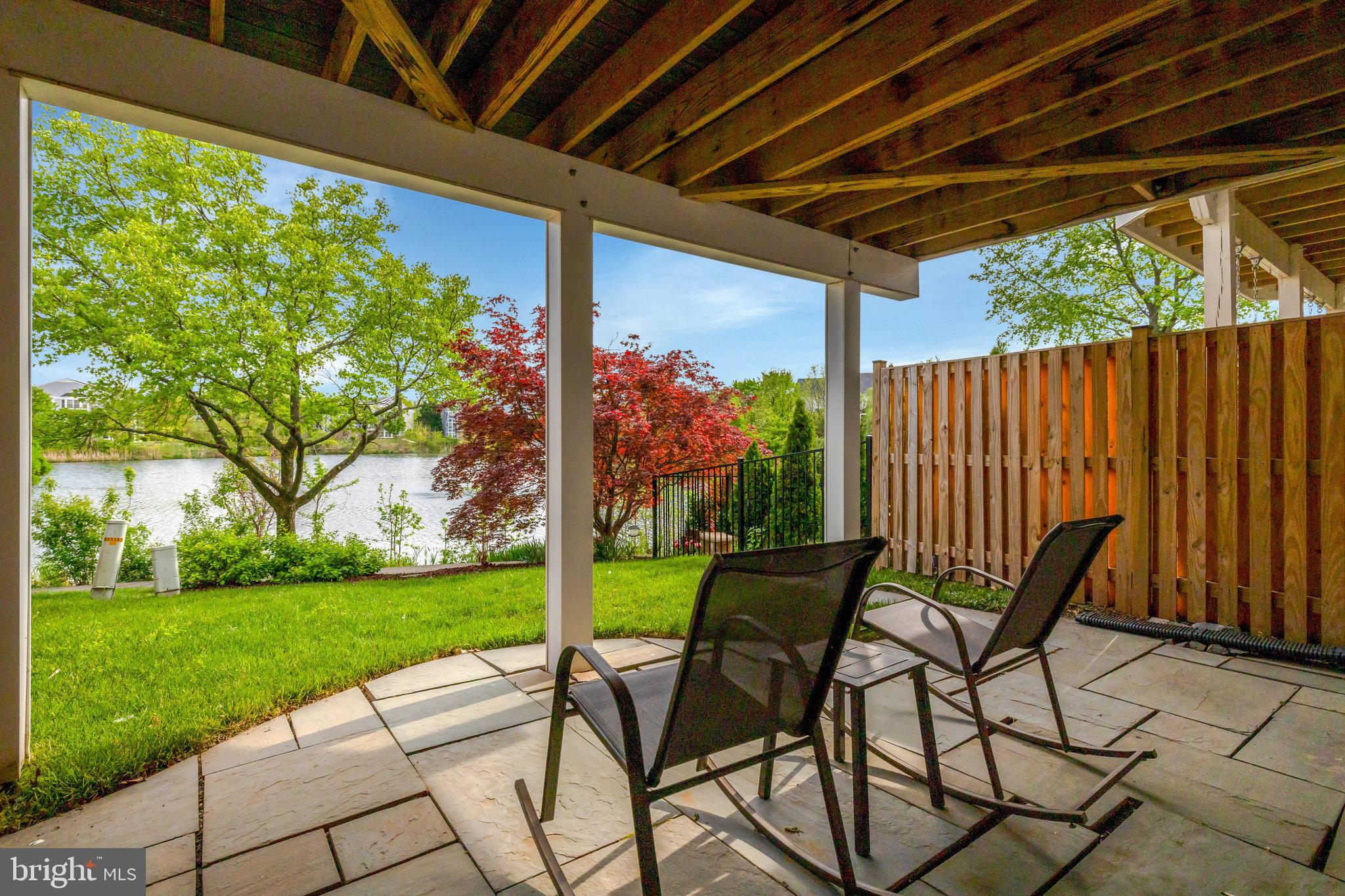 ASHBURN VILLAGE - Residential