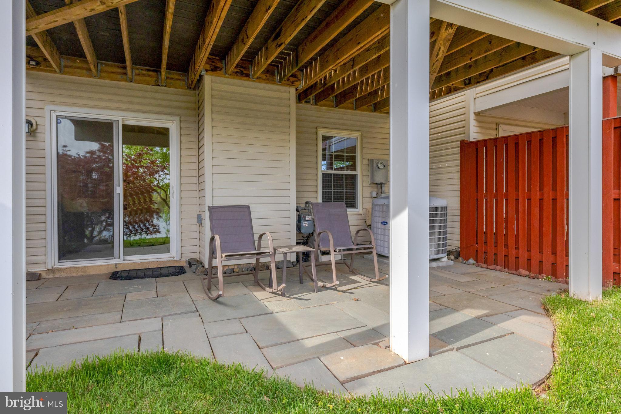 ASHBURN VILLAGE - Residential