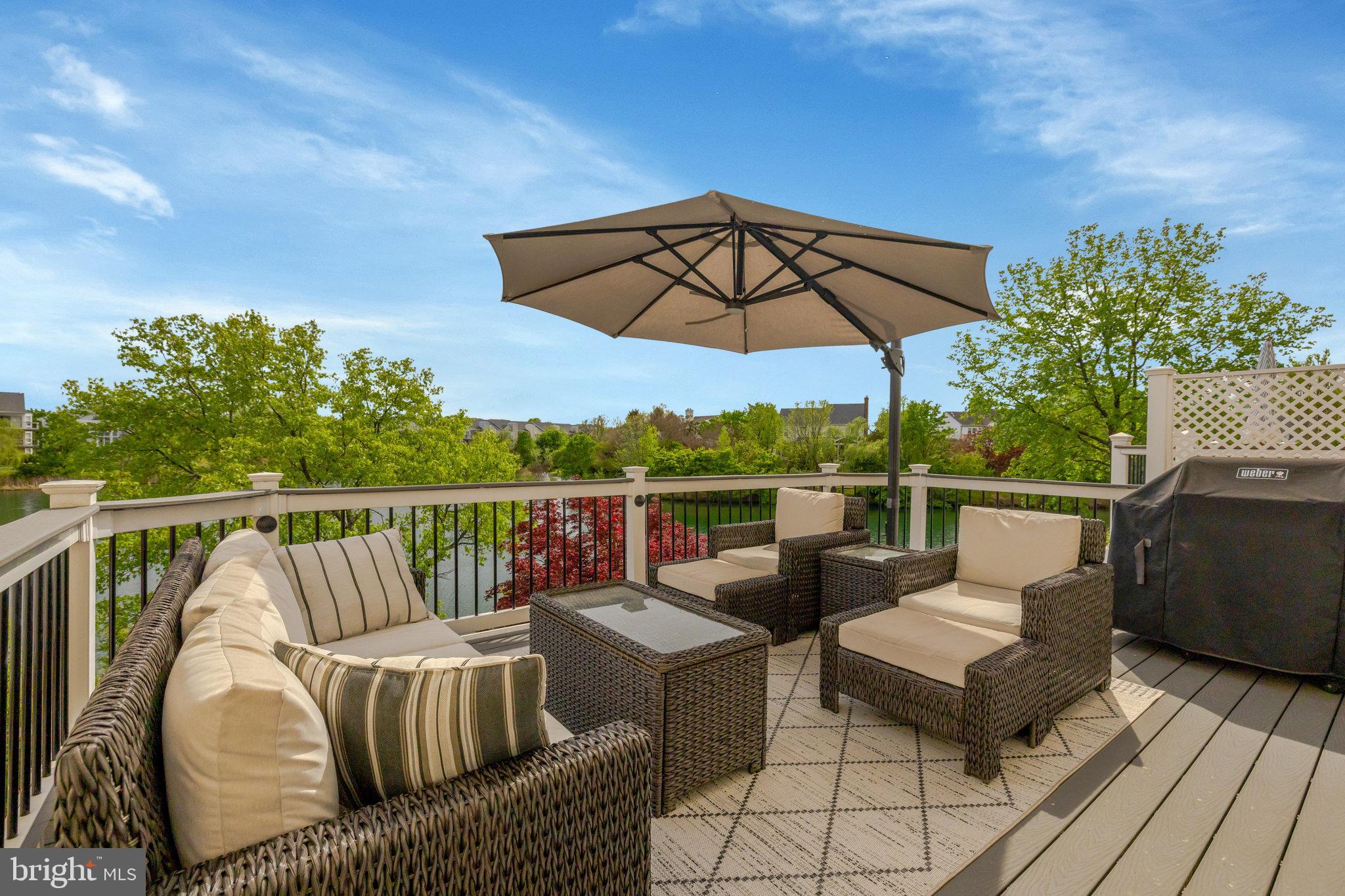 ASHBURN VILLAGE - Residential