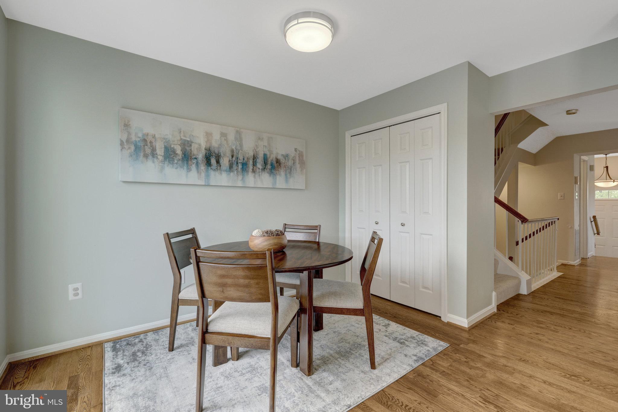 ASHBURN VILLAGE - Residential