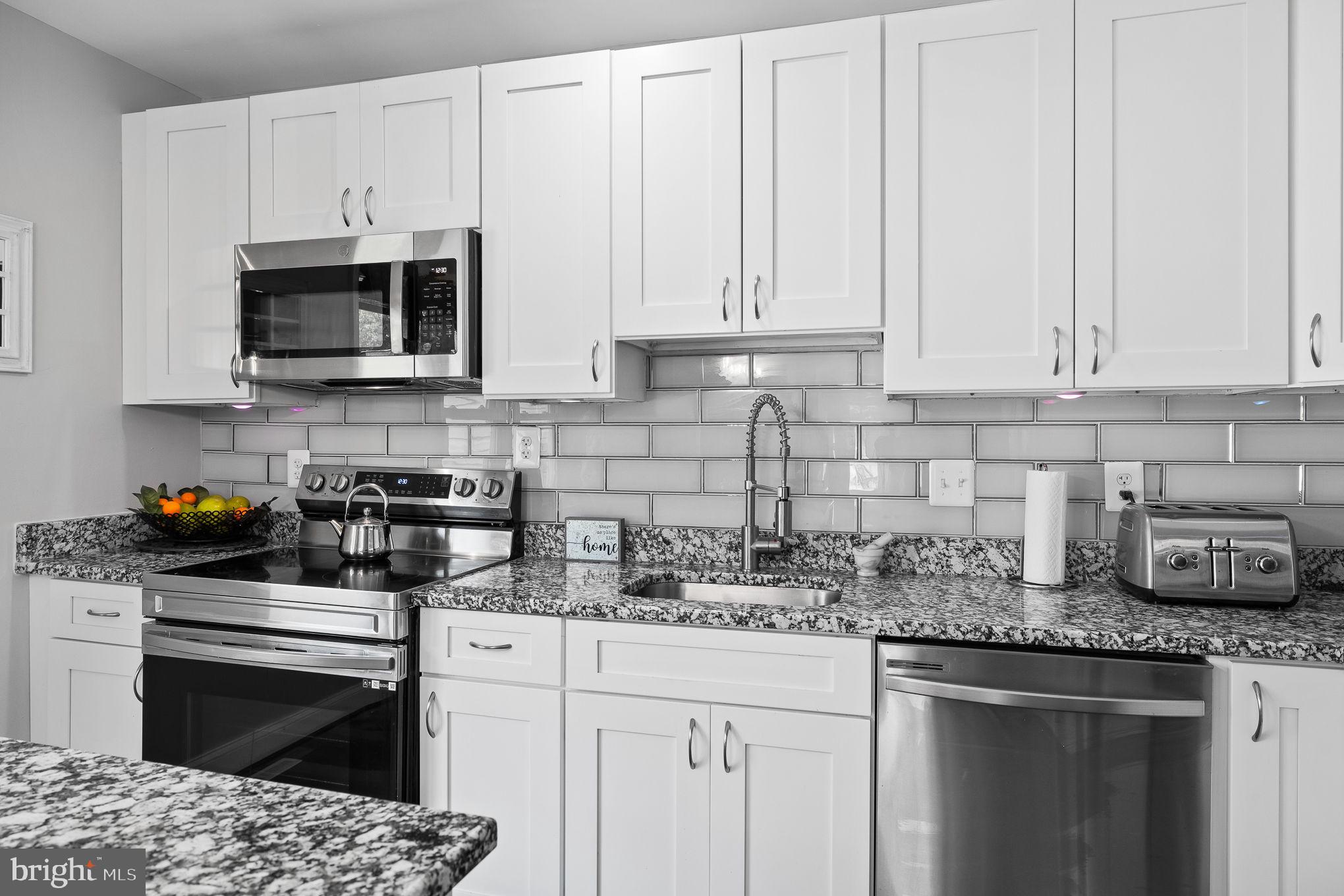 PENDLETON FARM ESTATES - Residential