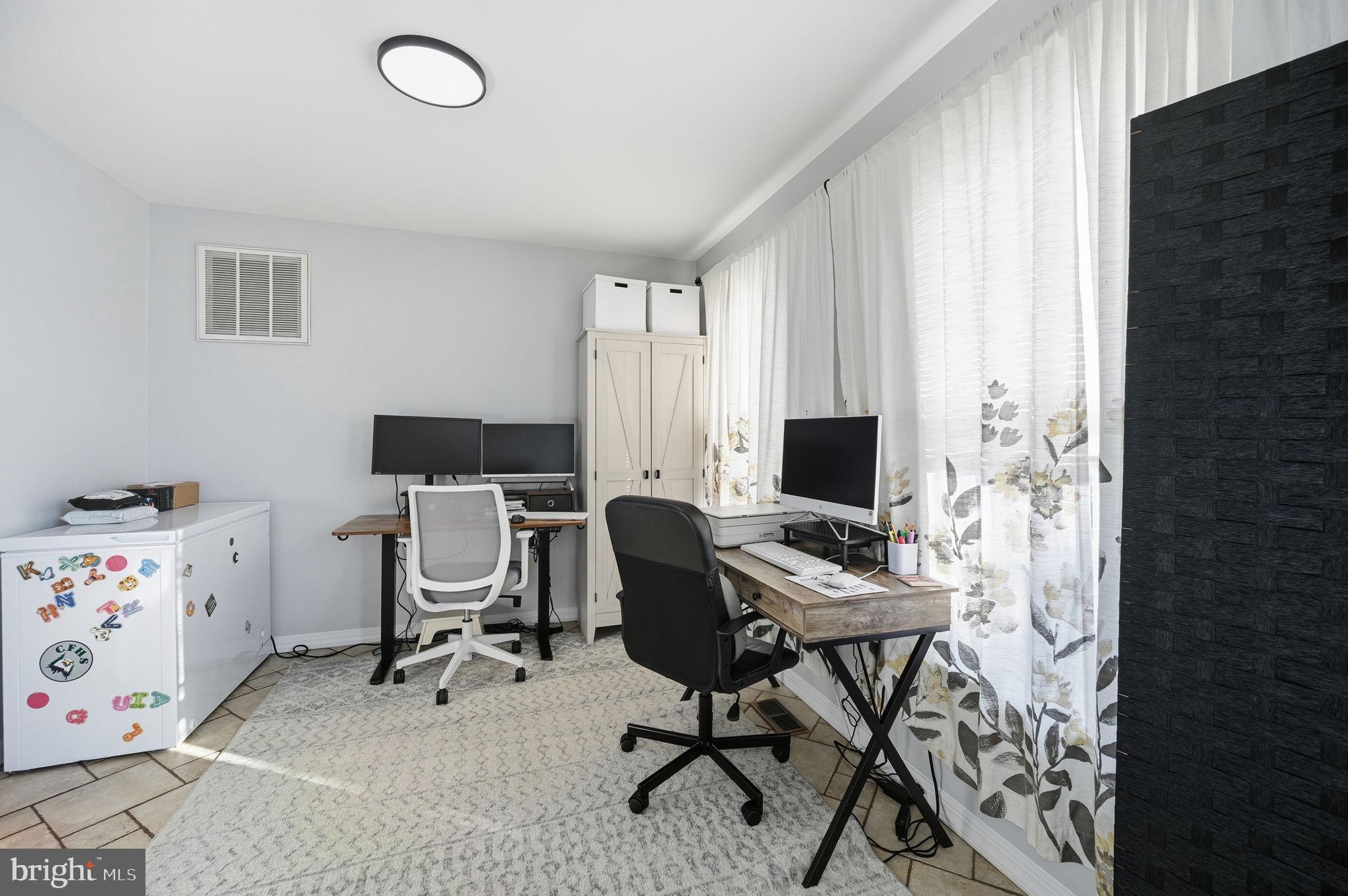 LANCASTER GATE - Residential