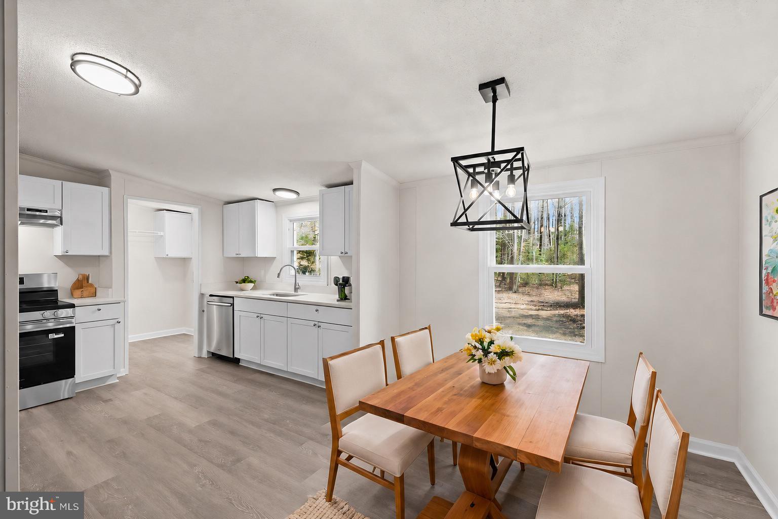 7309 RED FEATHER LANE