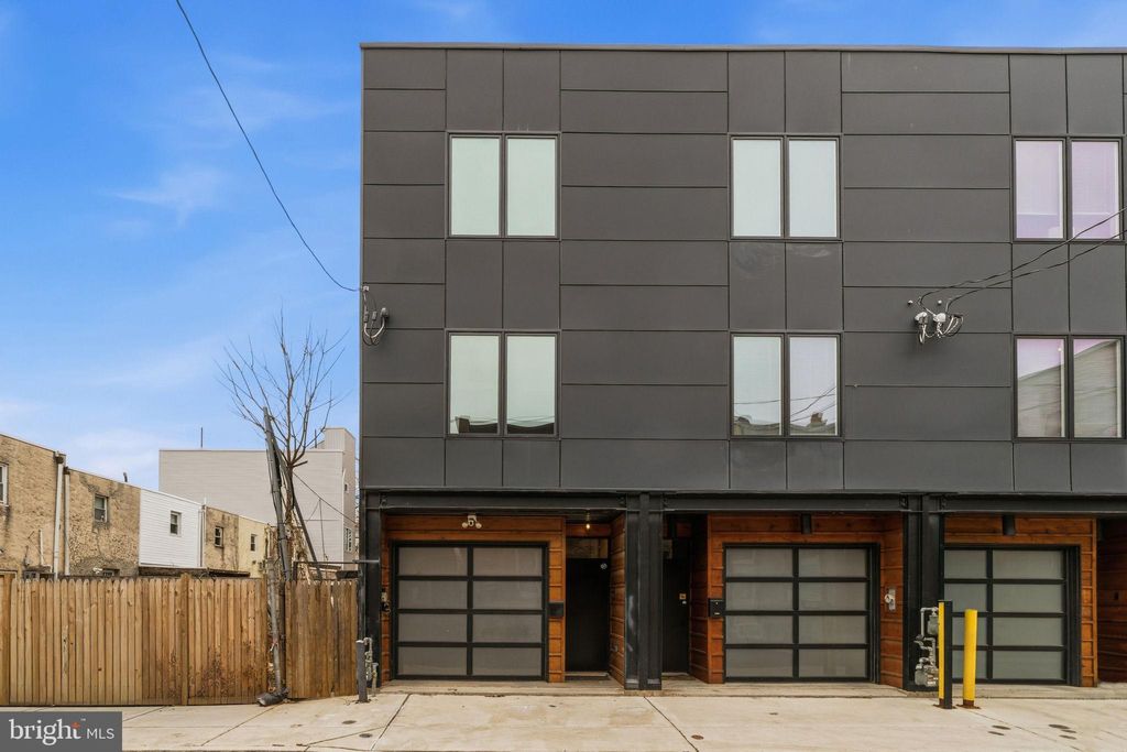 Photo of 2528 E Albert St, PHILADELPHIA, PA 19125 (MLS # PAPH2577000)