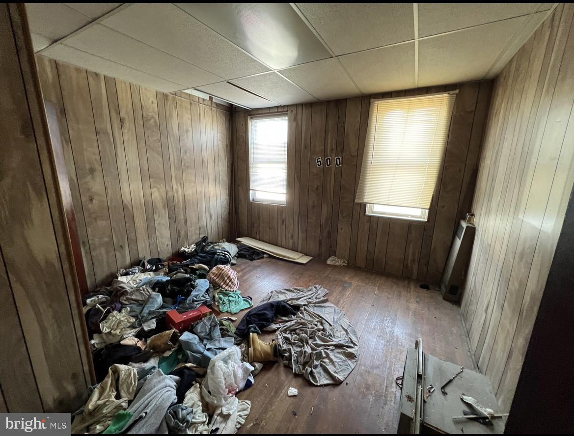 BROOKLYN - Residential