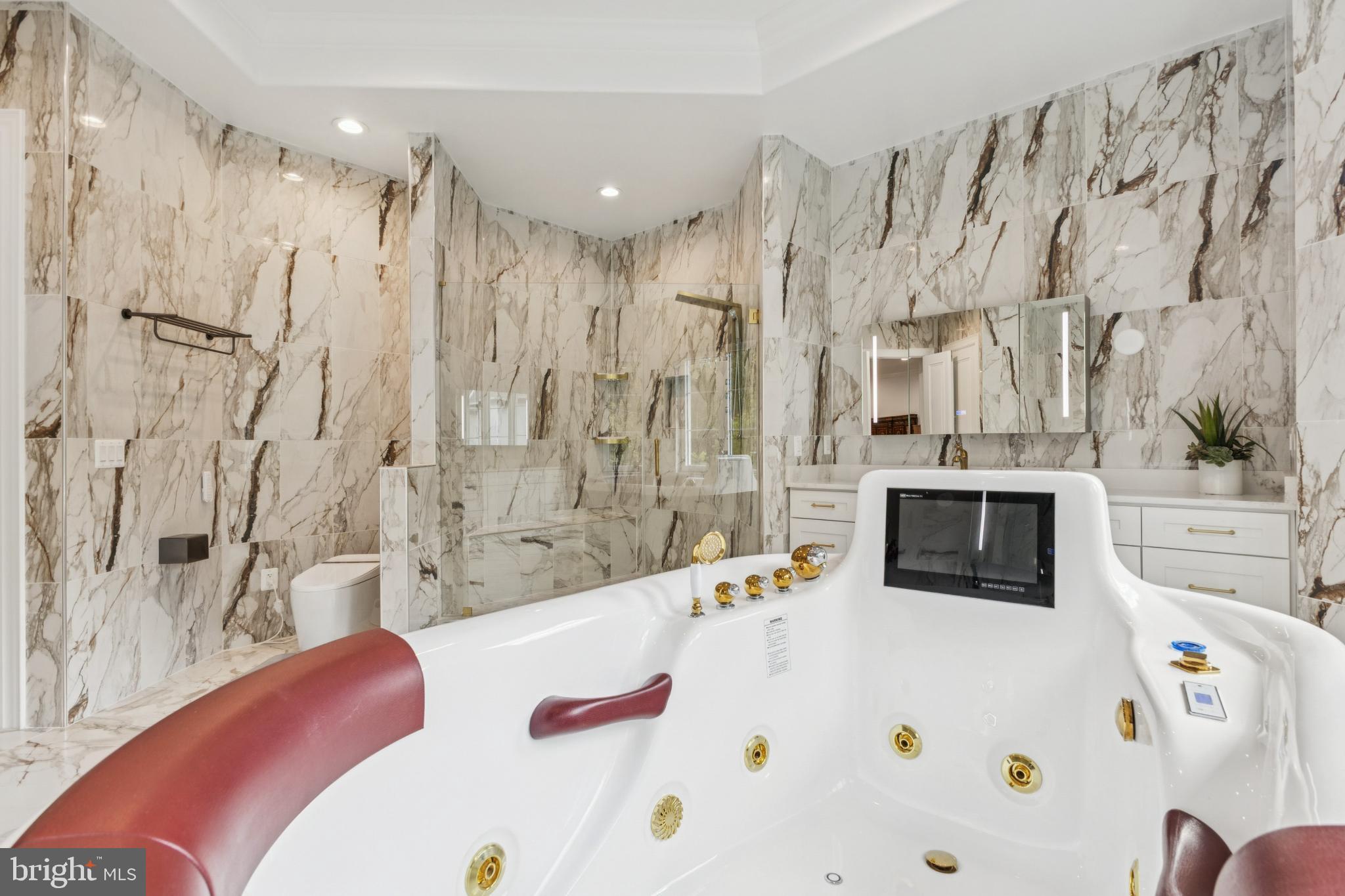 MCLEAN ESTATES - Residential Lease