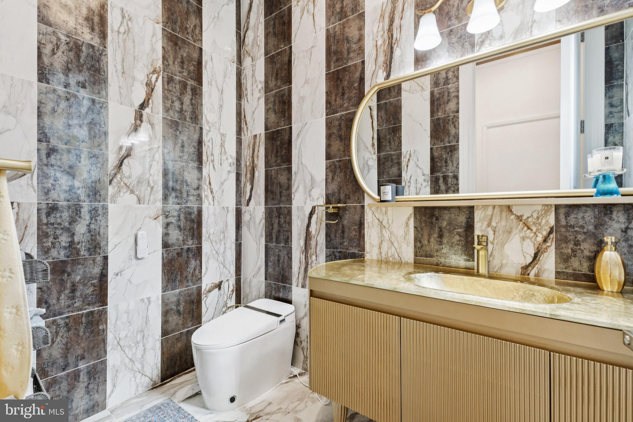 MCLEAN ESTATES - Residential Lease