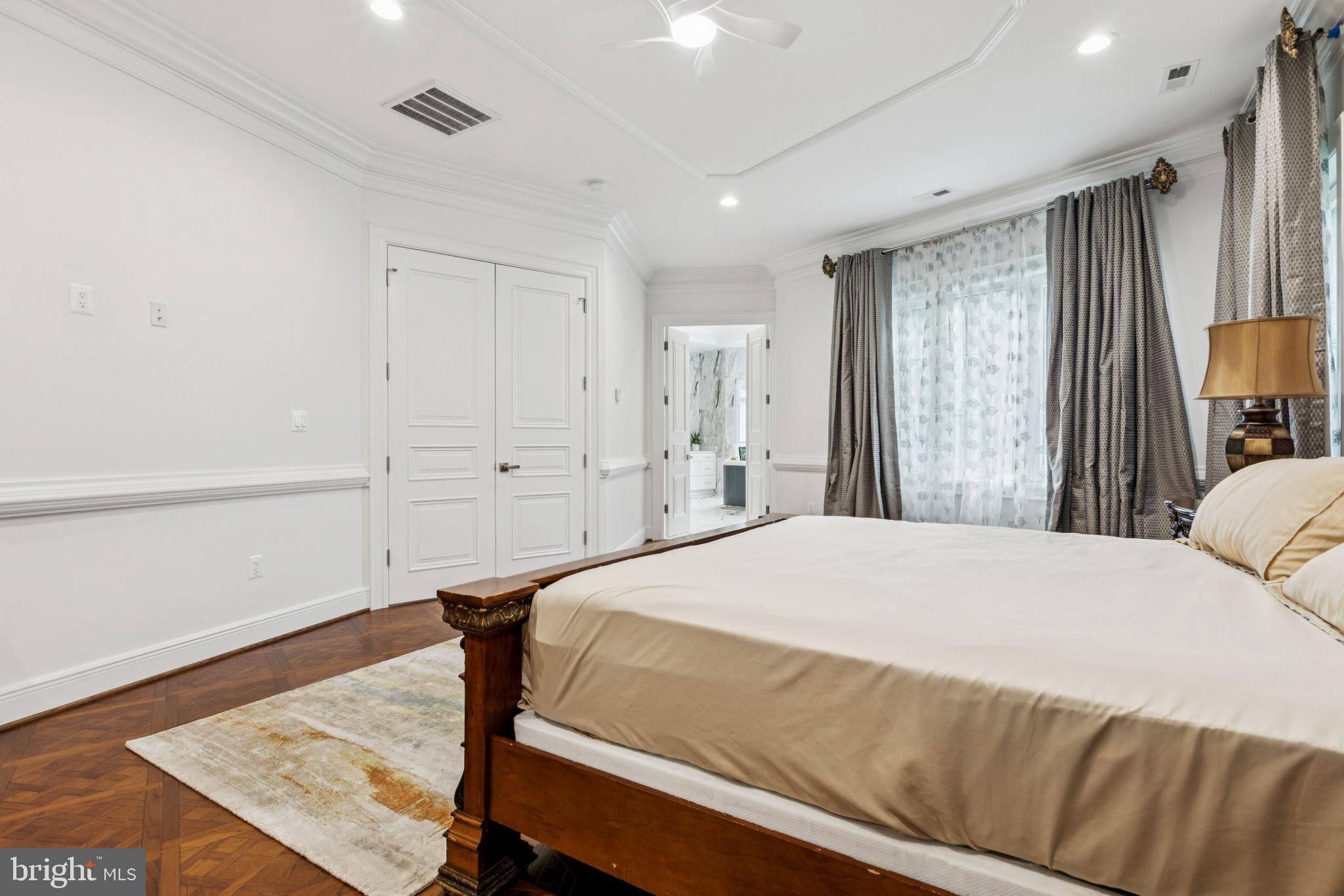 MCLEAN ESTATES - Residential Lease