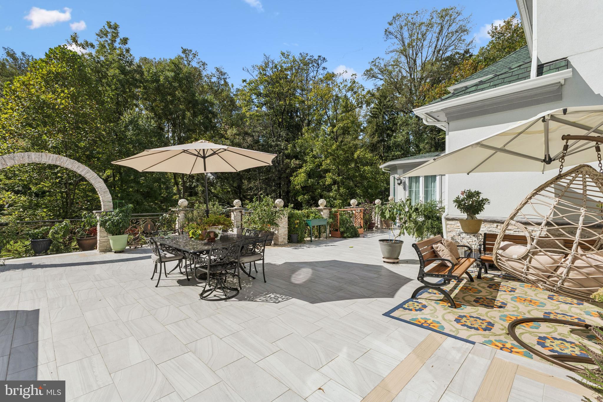 MCLEAN ESTATES - Residential Lease