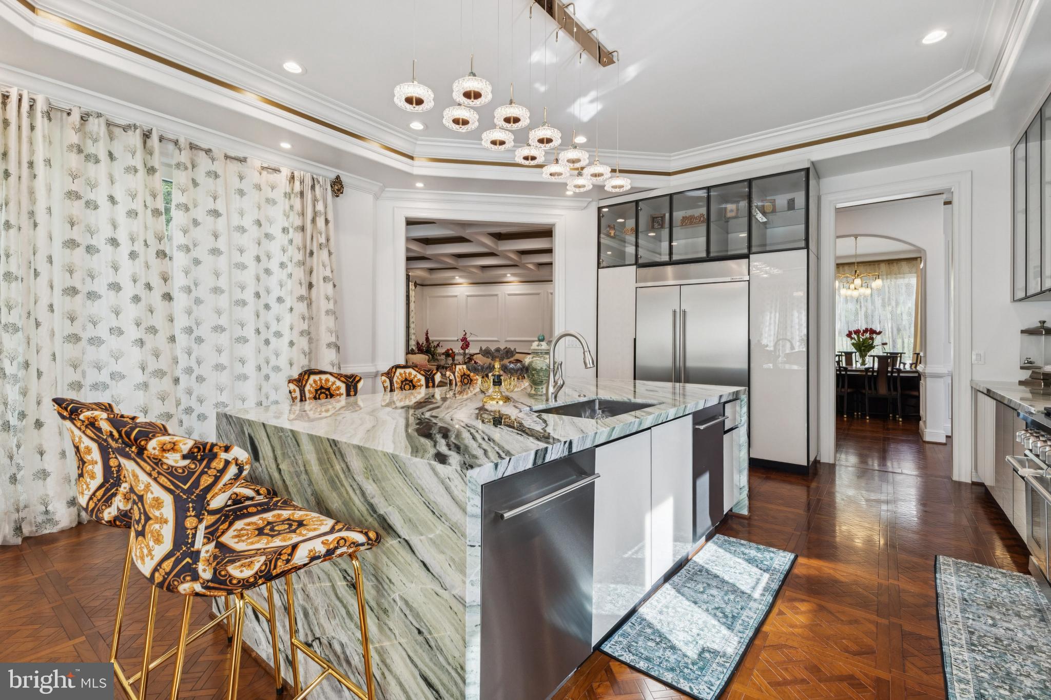 MCLEAN ESTATES - Residential Lease