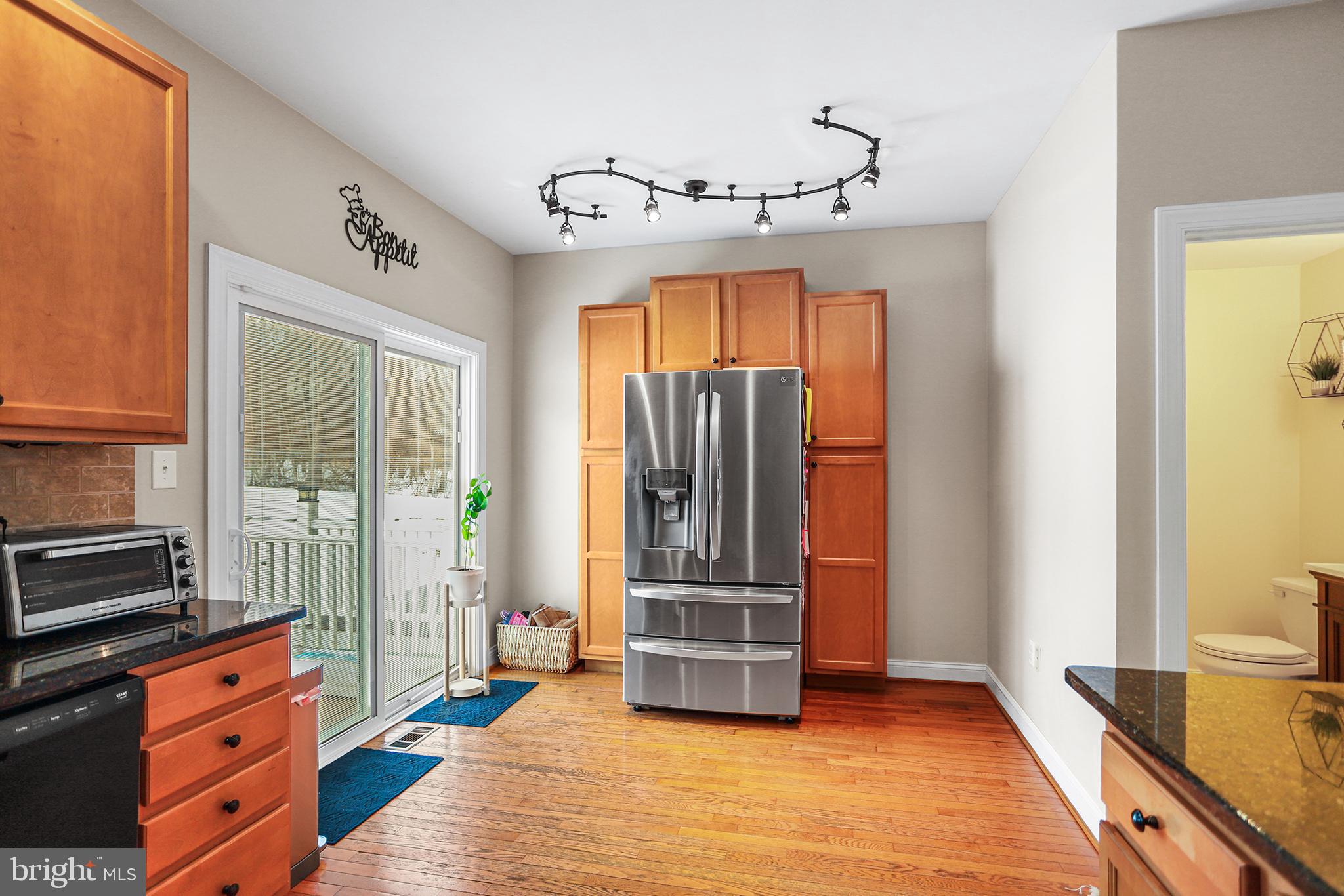 SPRING VALLEY WAY - Residential