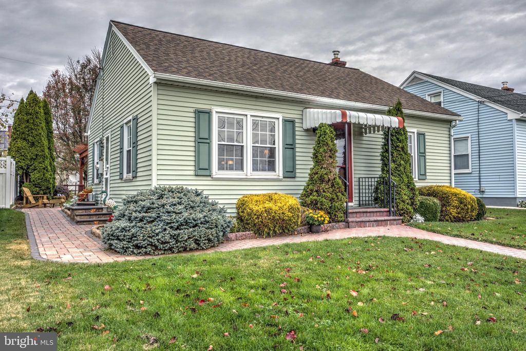 Photo of 203 ORLON ST, NEW HOLLAND, PA 17557 (MLS # PALA2027946)